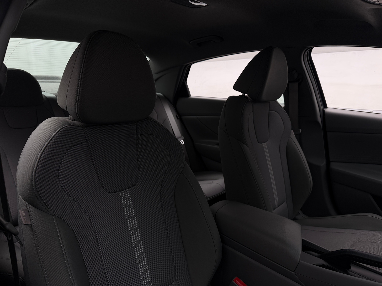 Thumbnail: 2025 Hyundai Elantra - 2