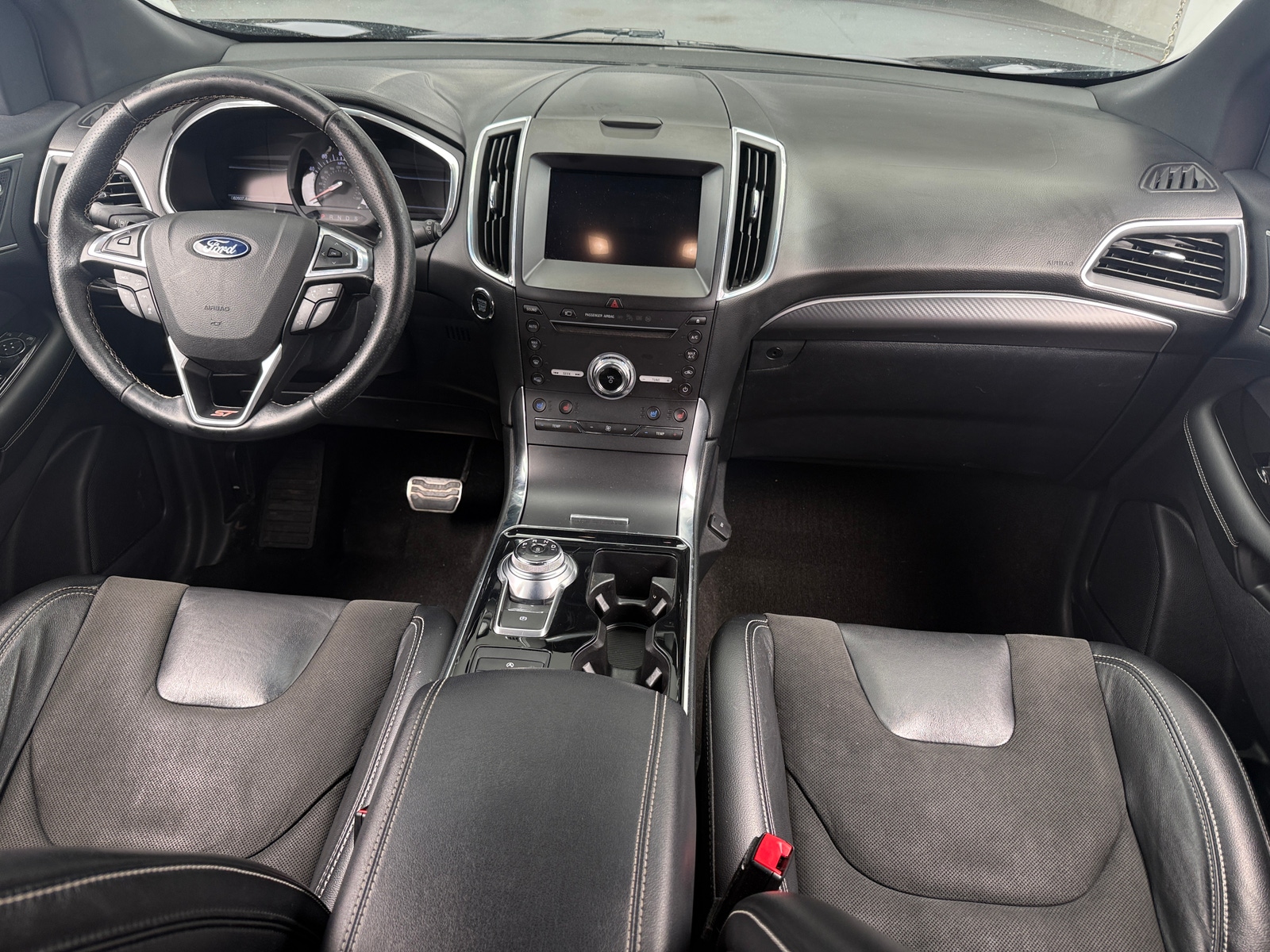 Thumbnail: 2019 Ford Edge - 2