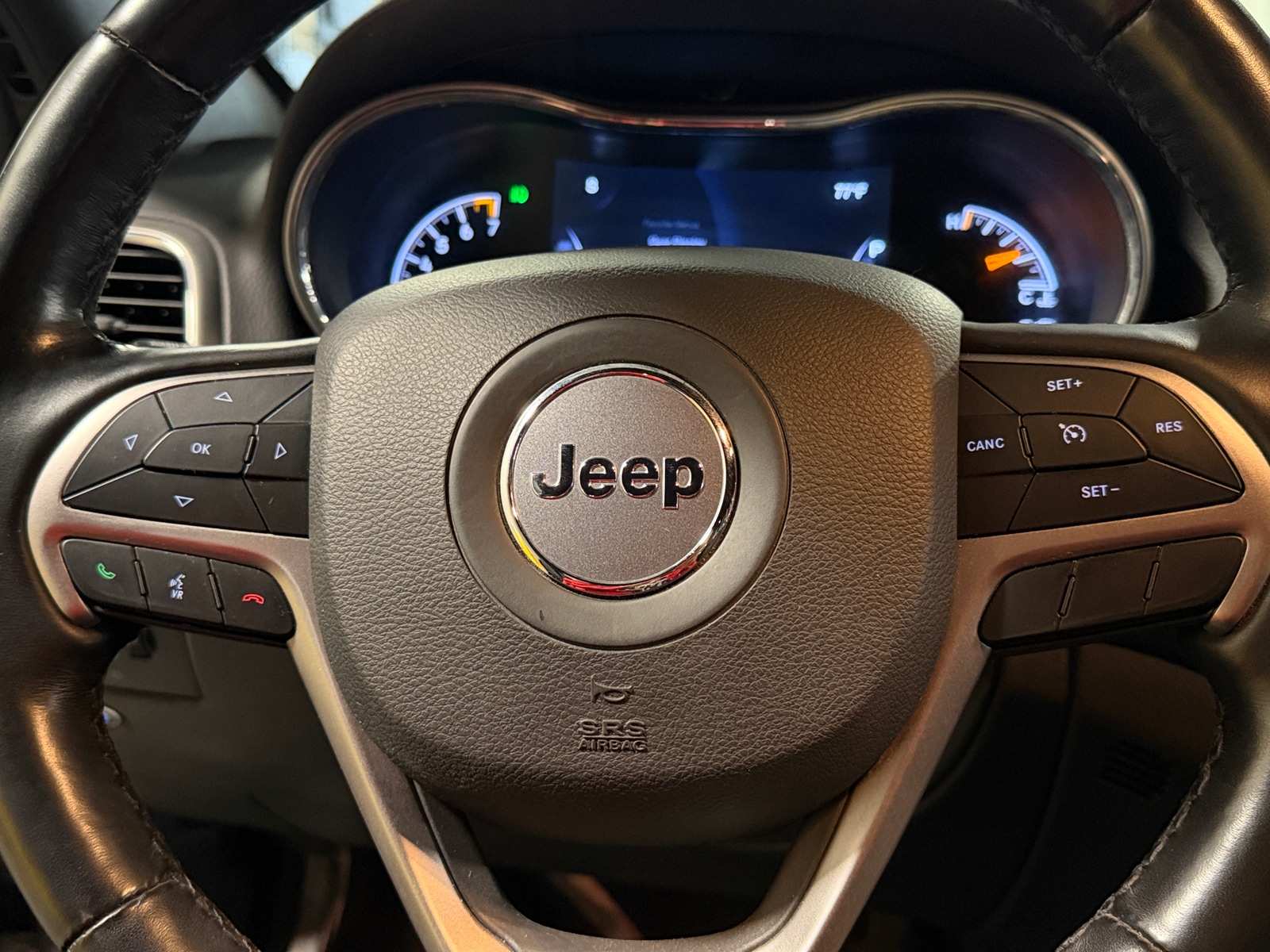 Thumbnail: 2021 Jeep Grand Cherokee - 4