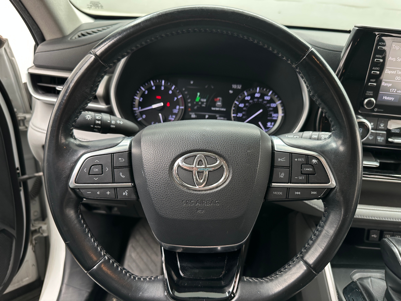 Thumbnail: 2020 Toyota Highlander - 4