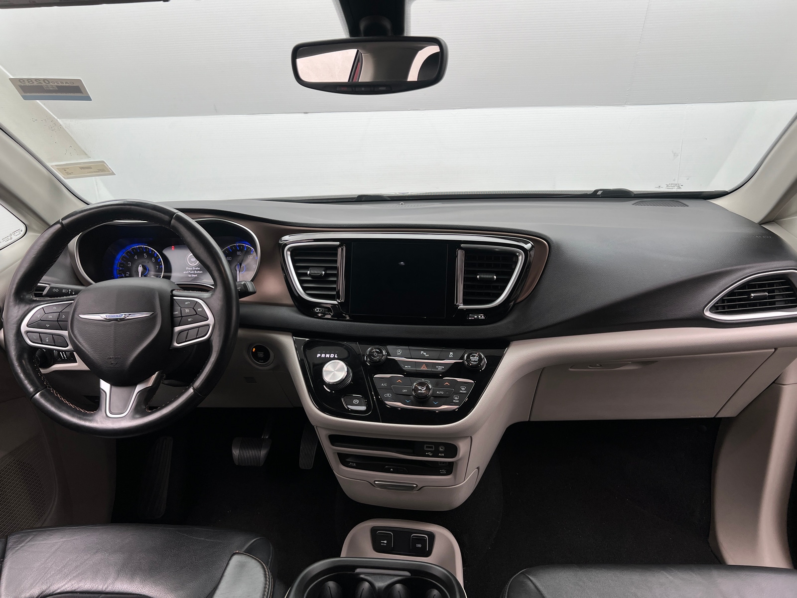 Thumbnail: 2018 Chrysler Pacifica - 2