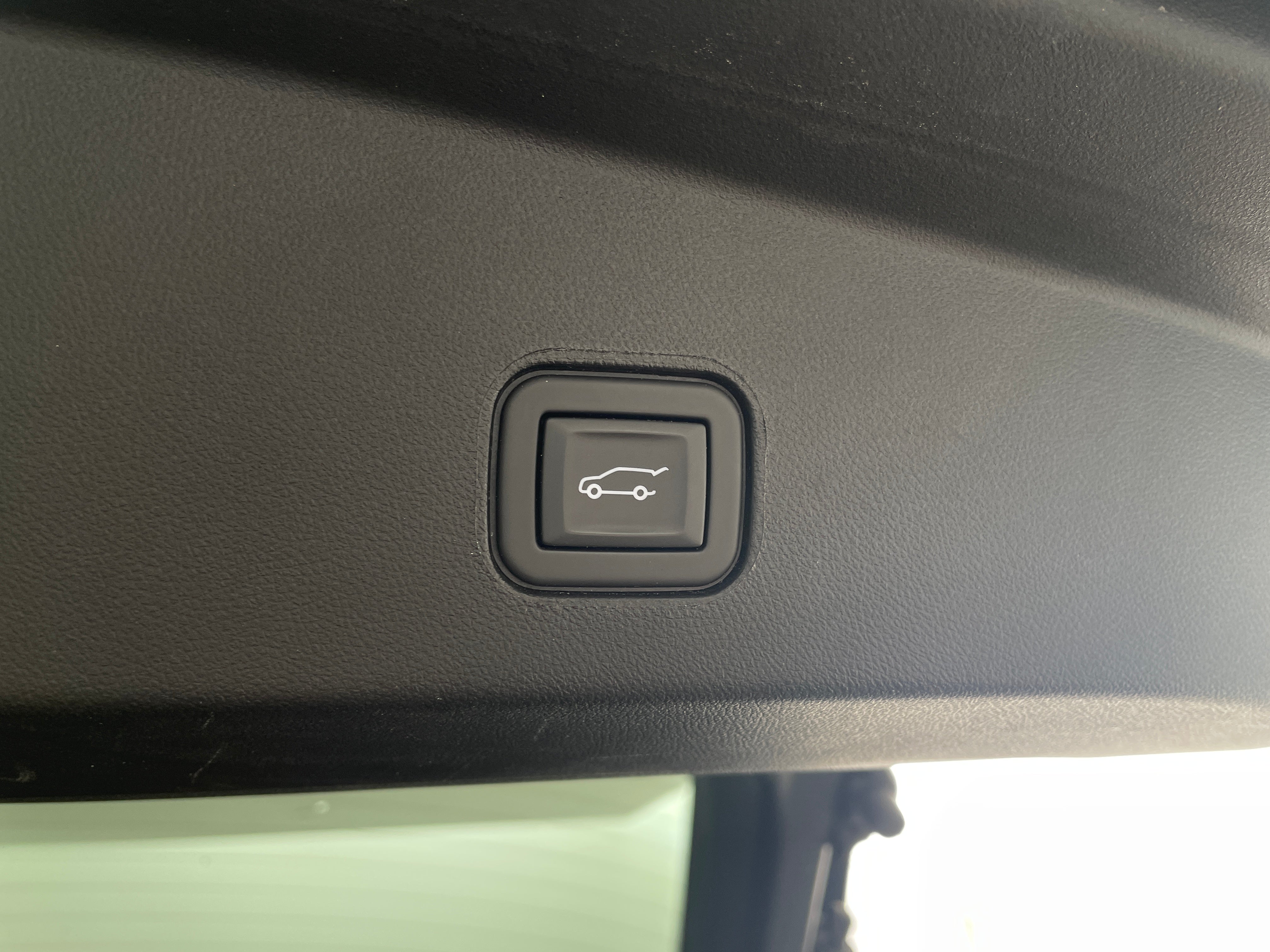 Used 2024 Cadillac LYRIQ Sport 2 with VIN 1GYKPVRL6RZ125196 for sale in Auburn, WA