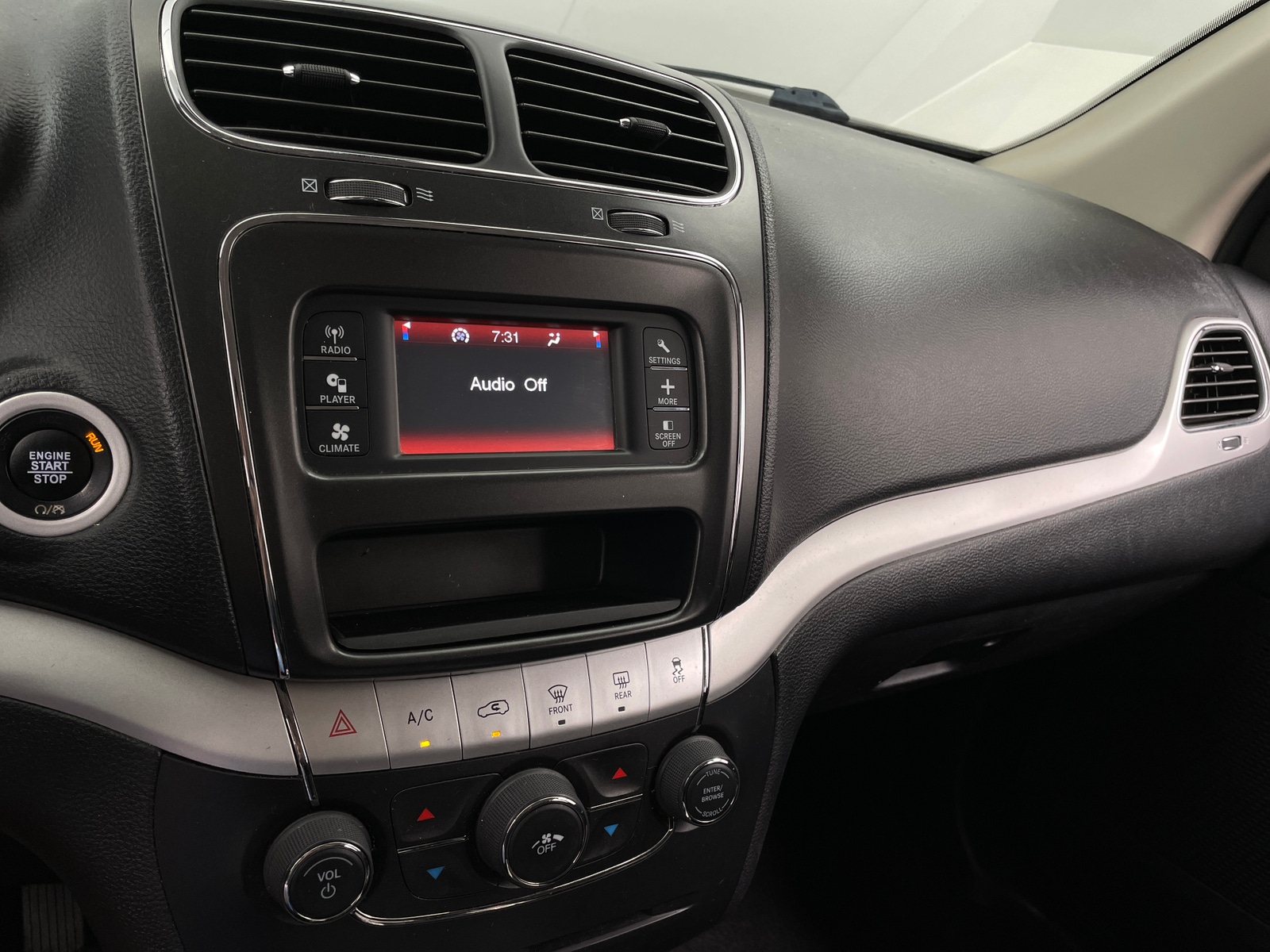 Thumbnail: 2020 Dodge Journey - 4