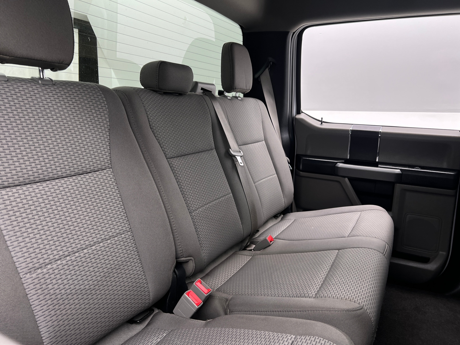 Thumbnail: 2019 Ford Econoline - 6