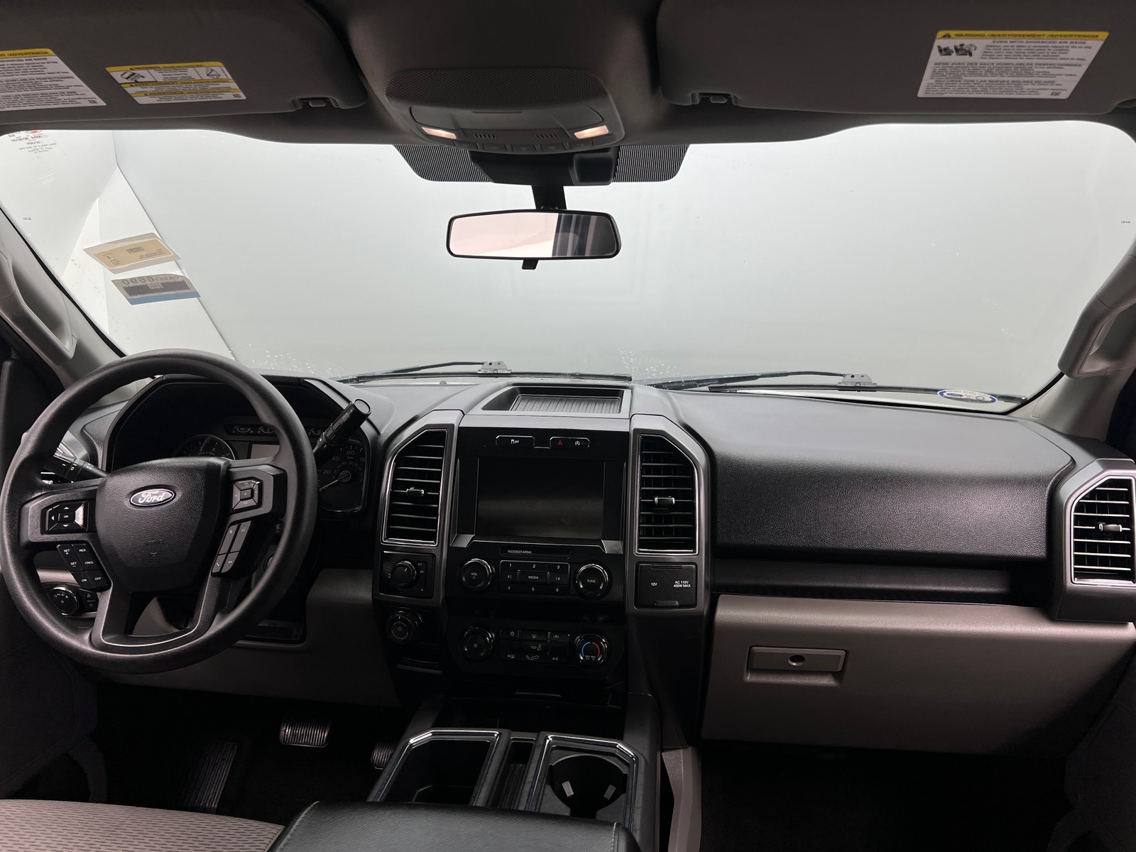 Thumbnail: 2019 Ford Econoline - 3