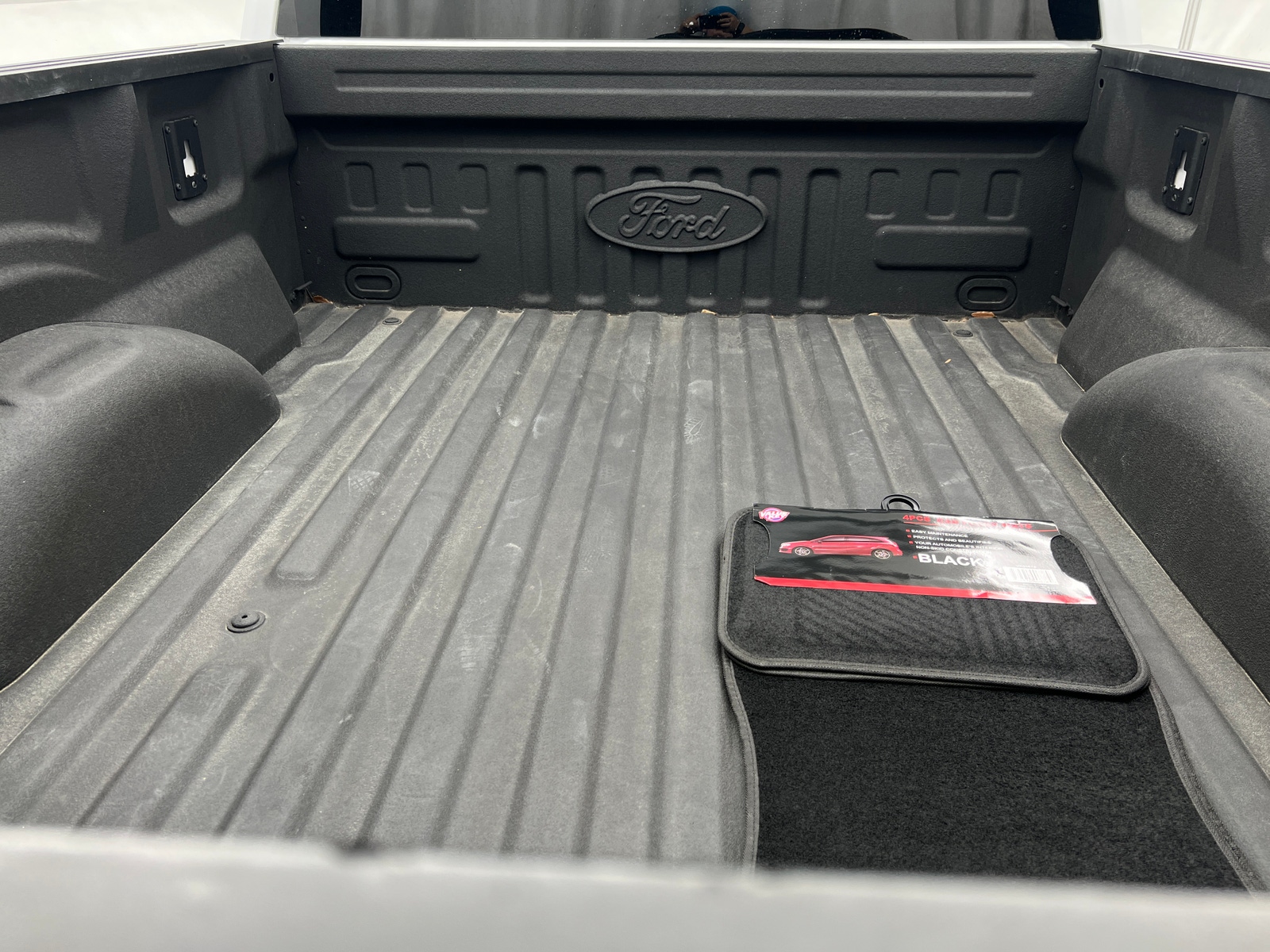 Thumbnail: 2019 Ford Econoline - 7