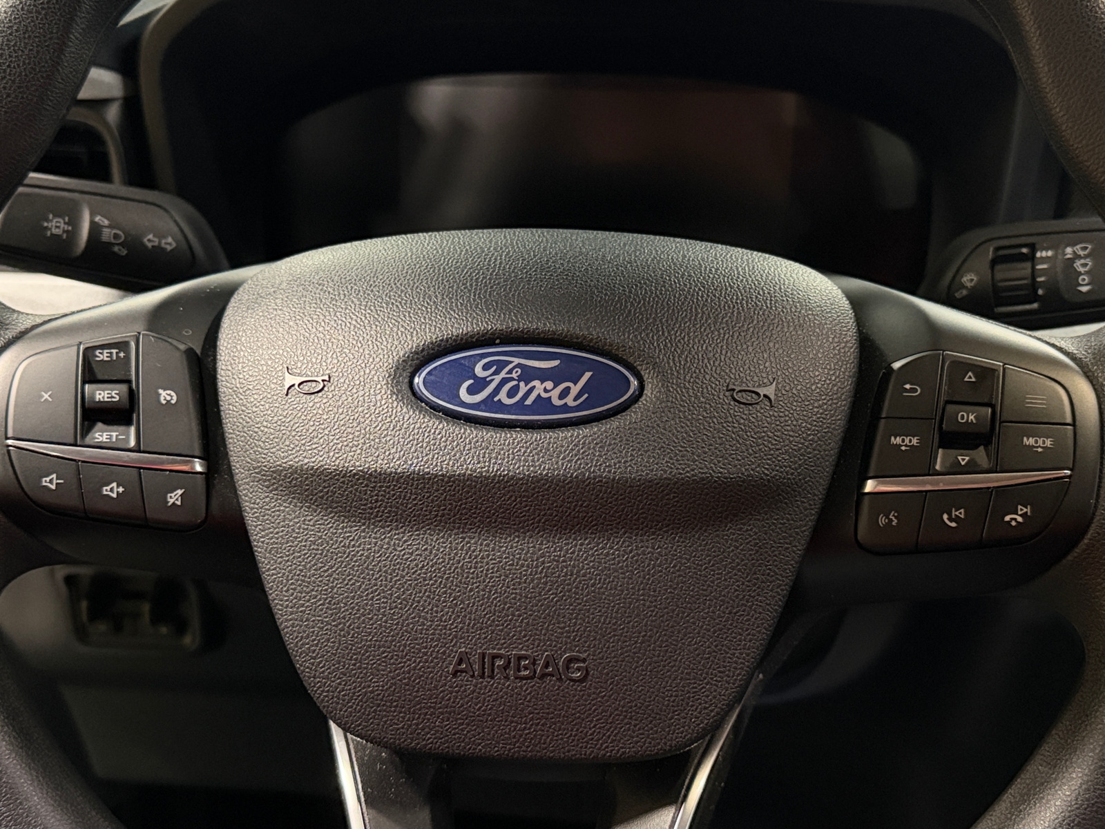 Thumbnail: 2025 Ford Maverick - 5