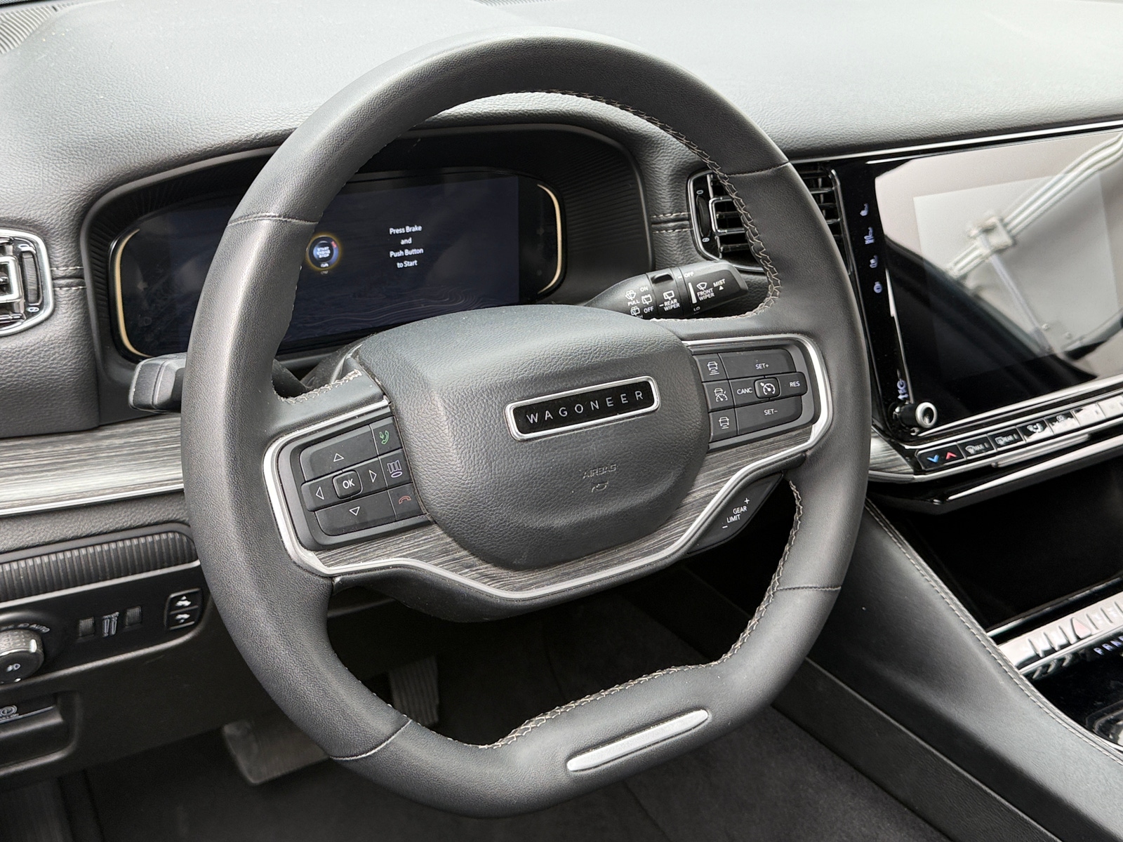 Thumbnail: 2024 Jeep Wagoneer - 4