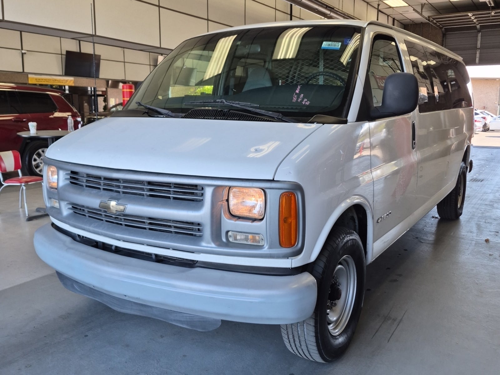 2000 Chevrolet Express W/YF7