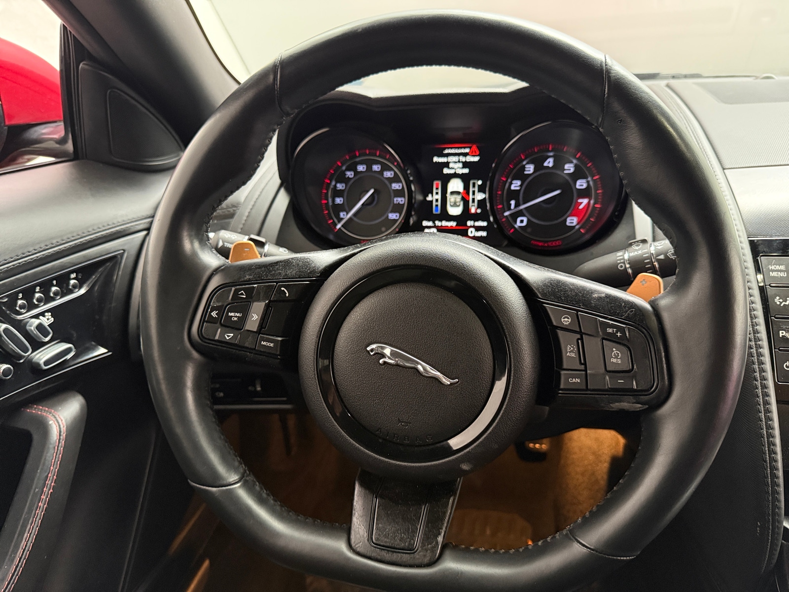 Thumbnail: 2015 Jaguar F-Type - 5