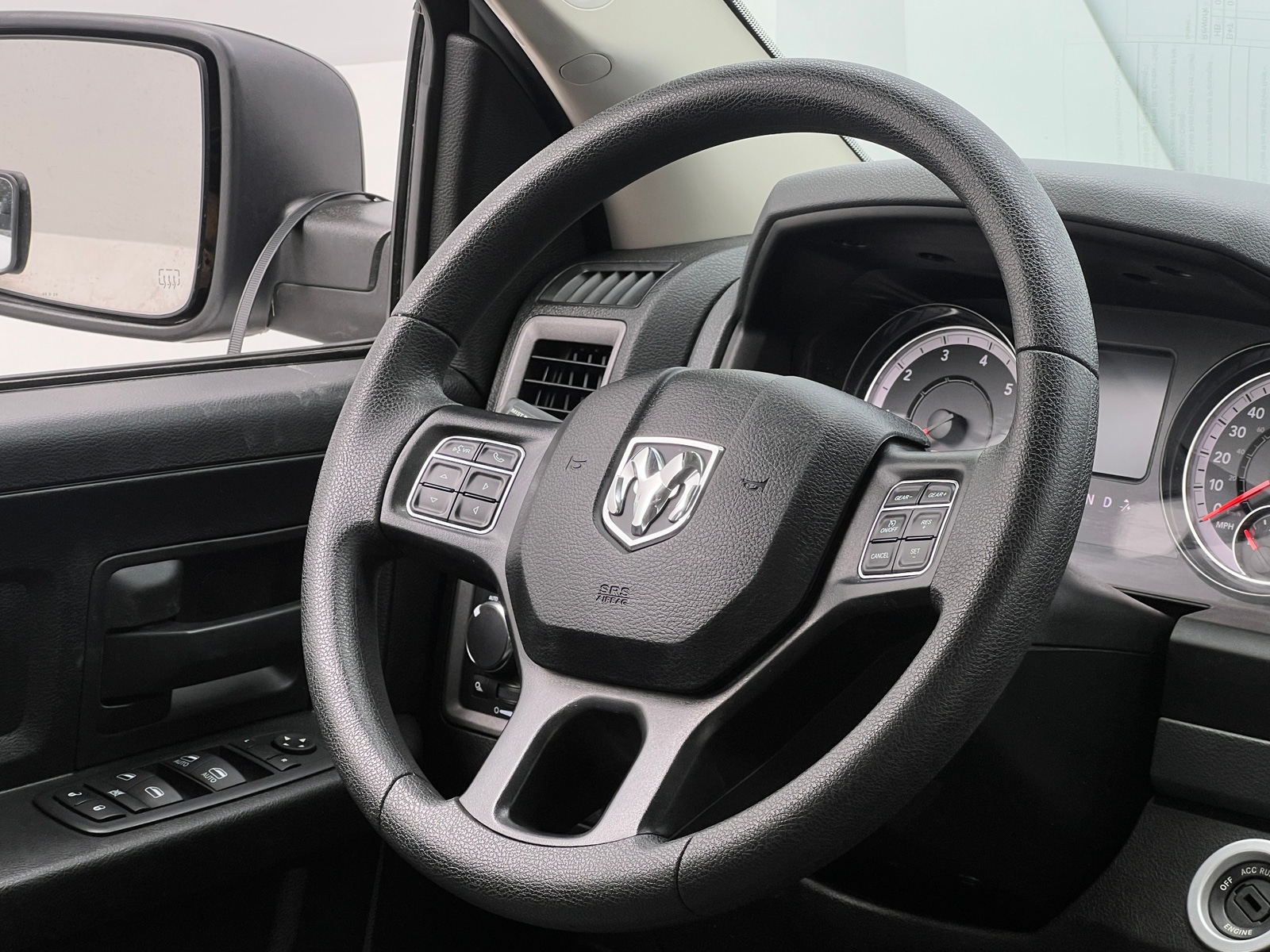 Thumbnail: 2020 RAM 1500 Classic - 5