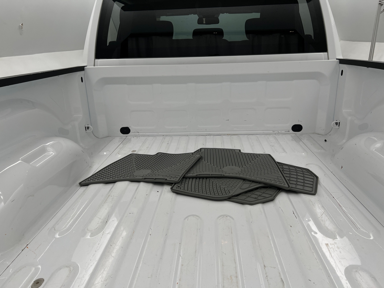 Thumbnail: 2020 RAM 1500 Classic - 7