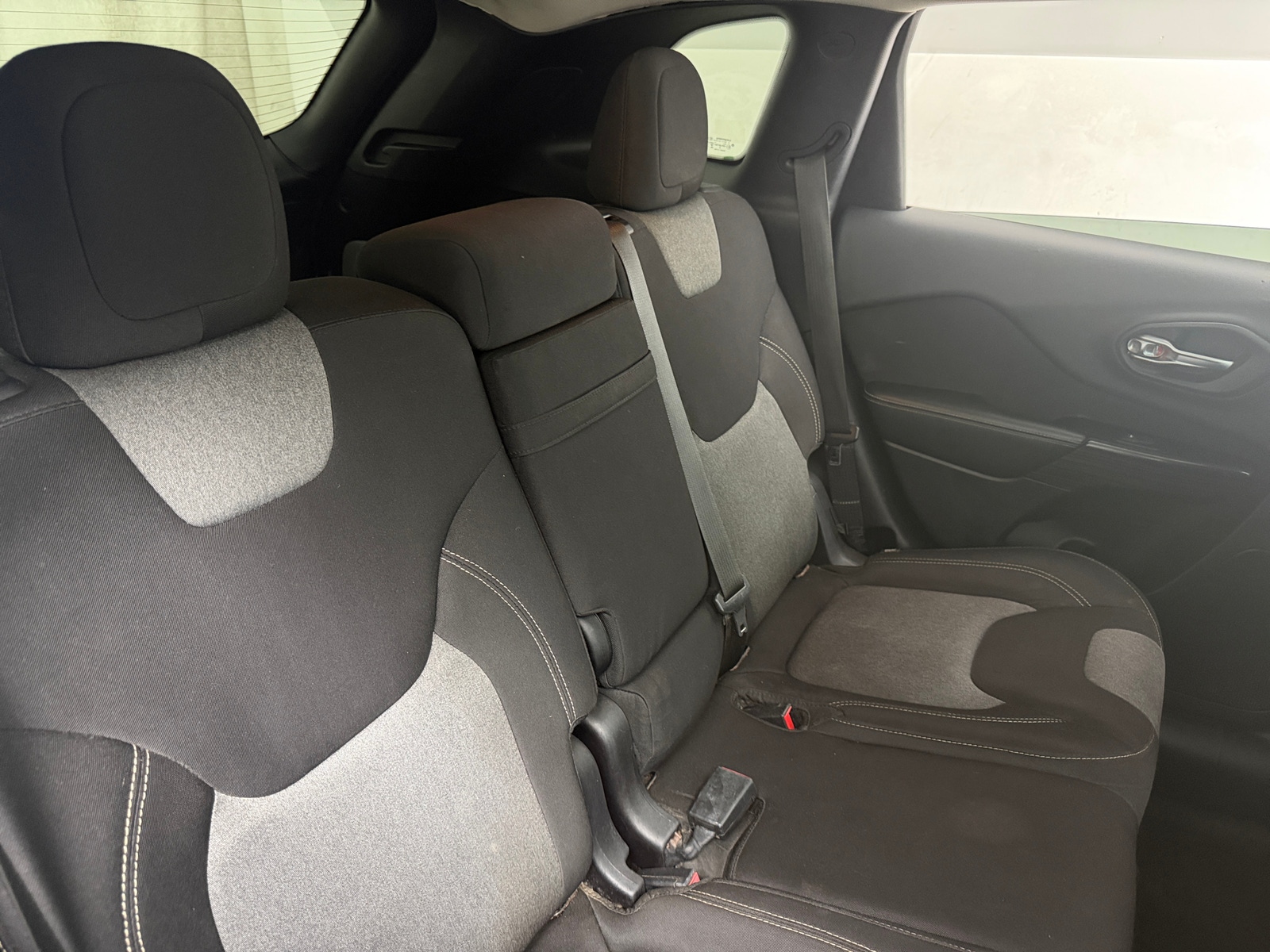 Thumbnail: 2014 Jeep Cherokee - 6