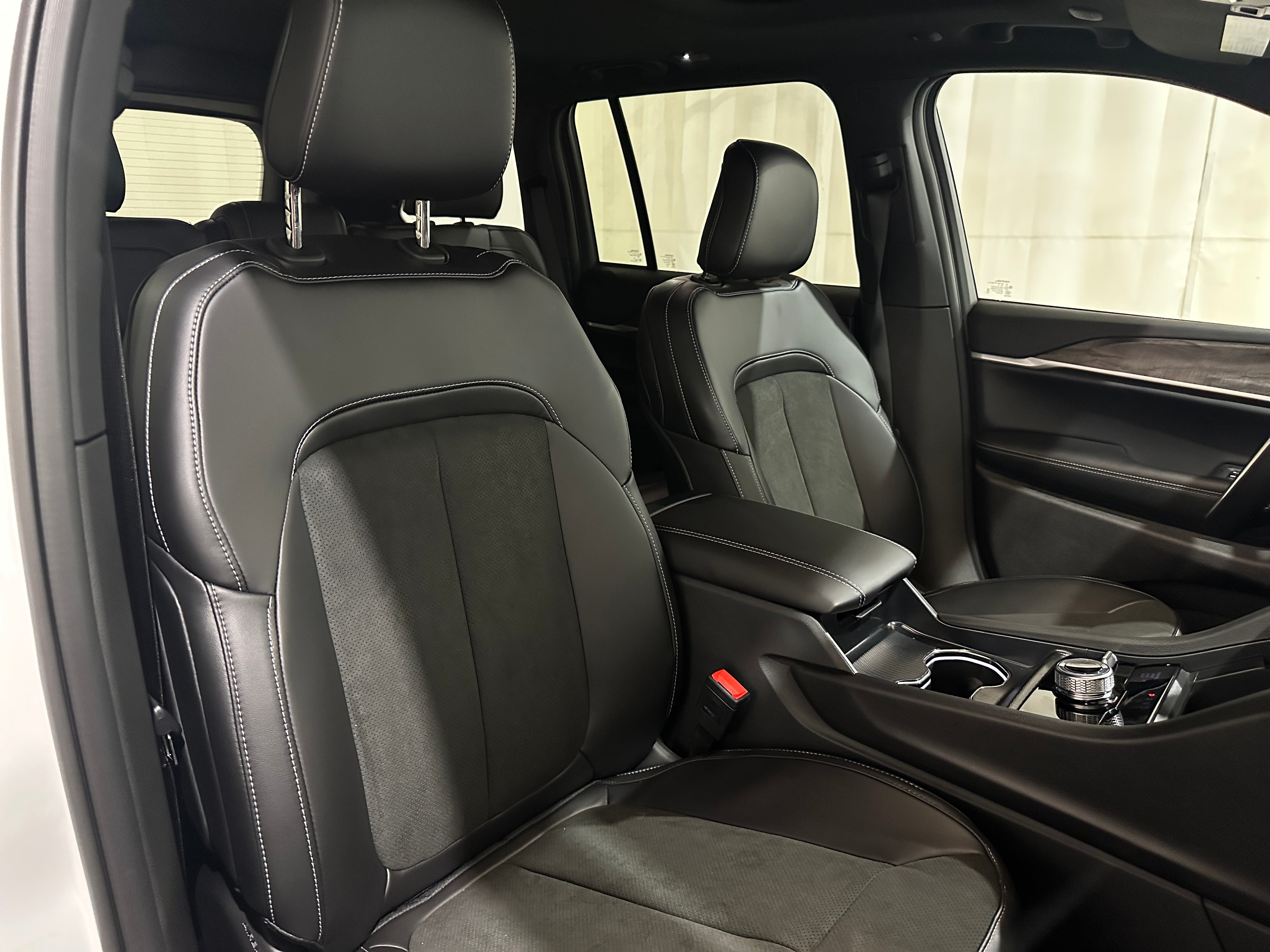 2027 Jeep Grand Cherokee