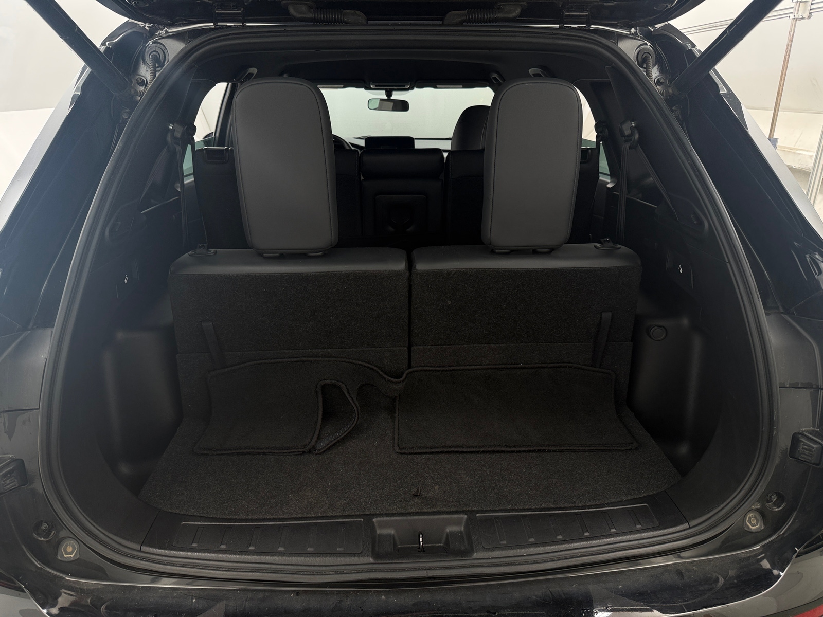 Thumbnail: 2023 Mitsubishi Outlander - 6