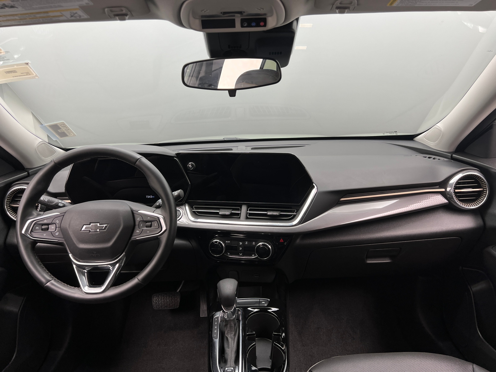 Thumbnail: 2025 Chevrolet Trax - 2