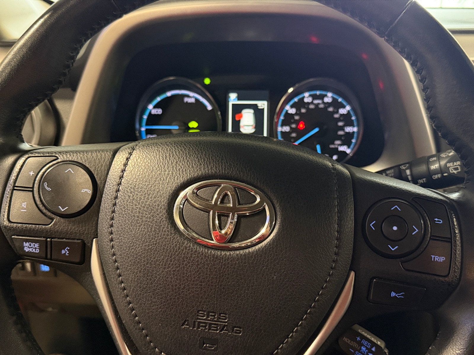 Thumbnail: 2018 Toyota RAV4 - 5