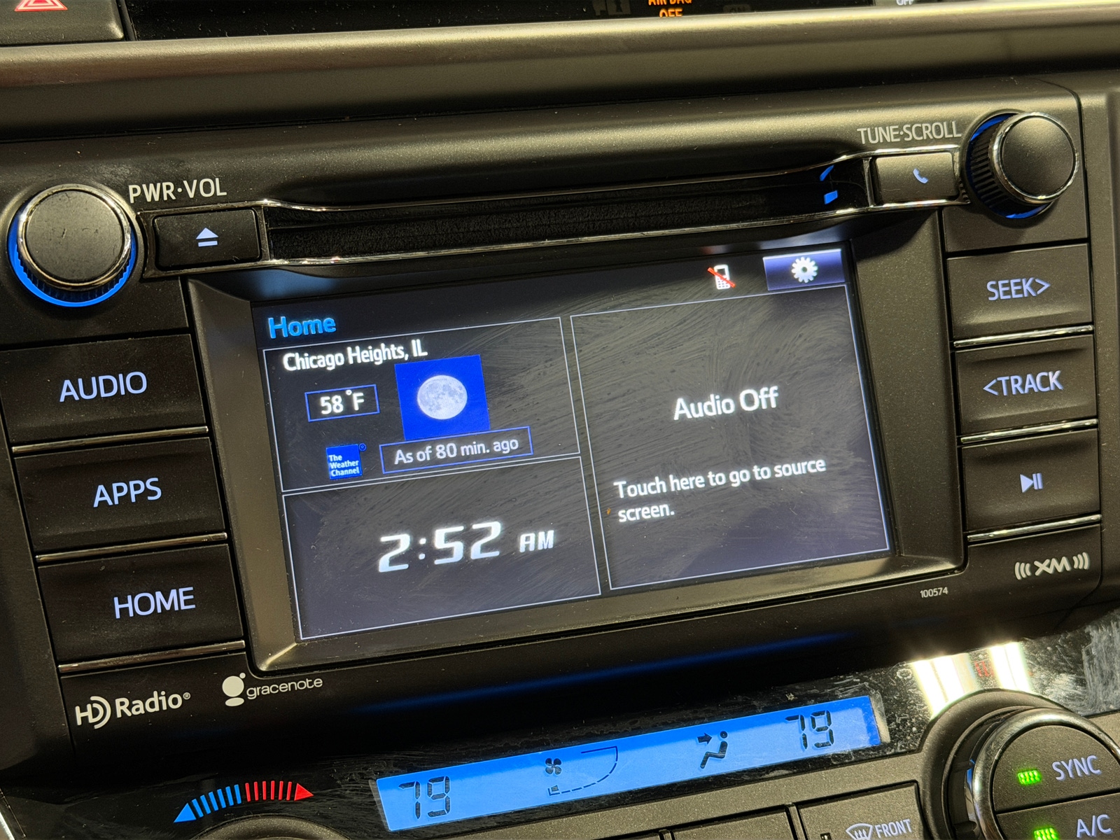 Thumbnail: 2018 Toyota RAV4 - 4