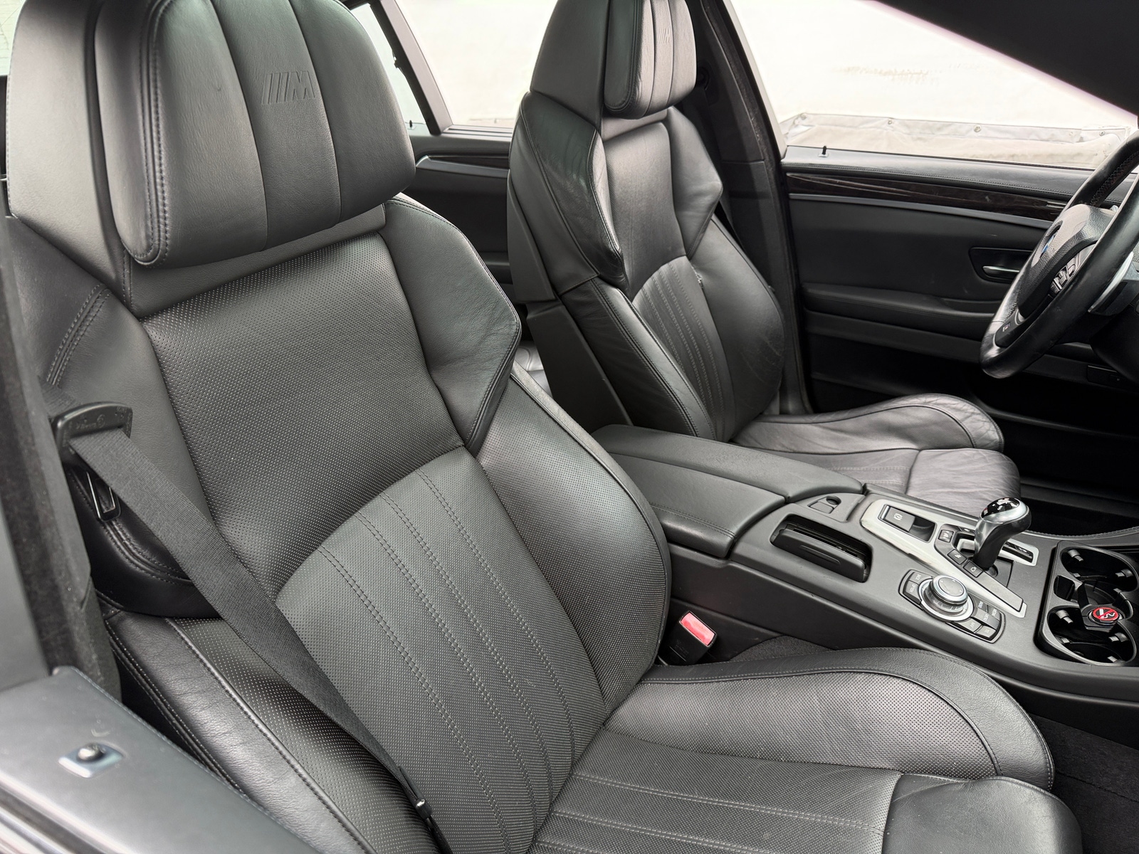Thumbnail: 2013 BMW M5 - 2