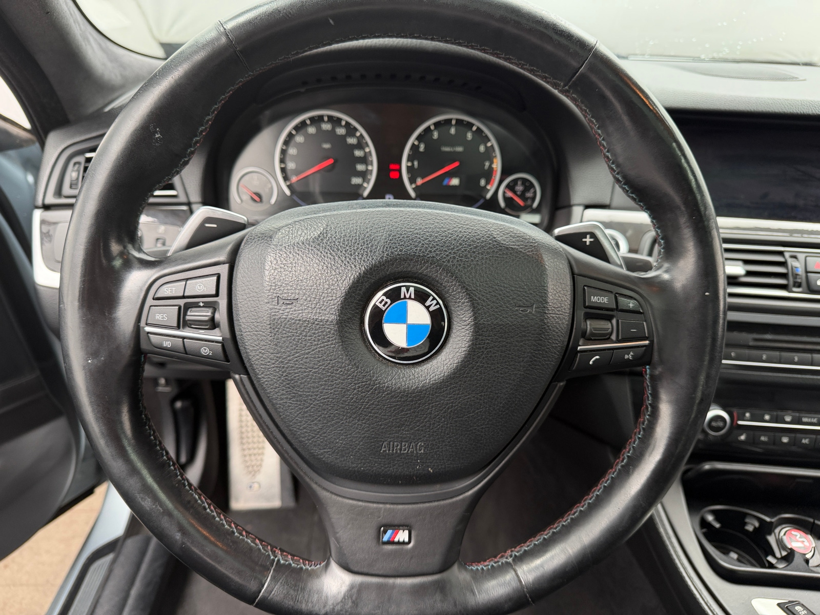 Thumbnail: 2013 BMW M5 - 5