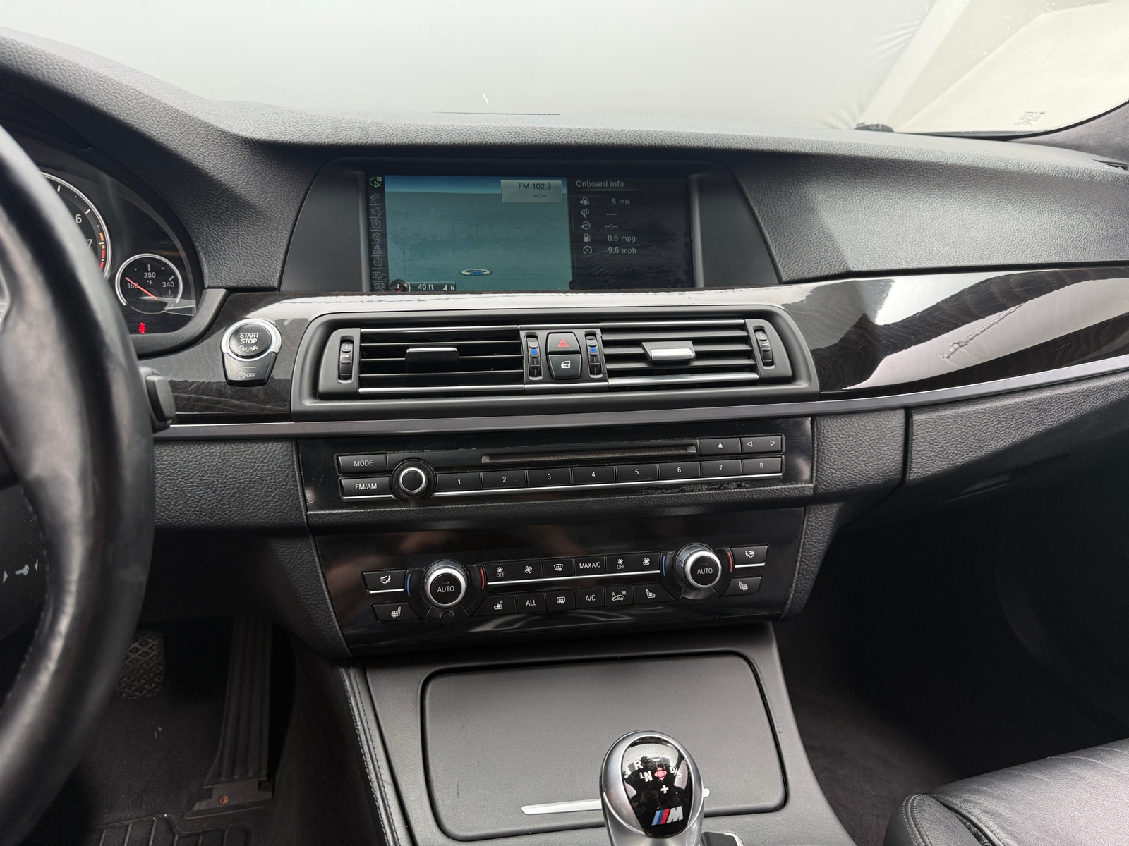 Thumbnail: 2013 BMW M5 - 4