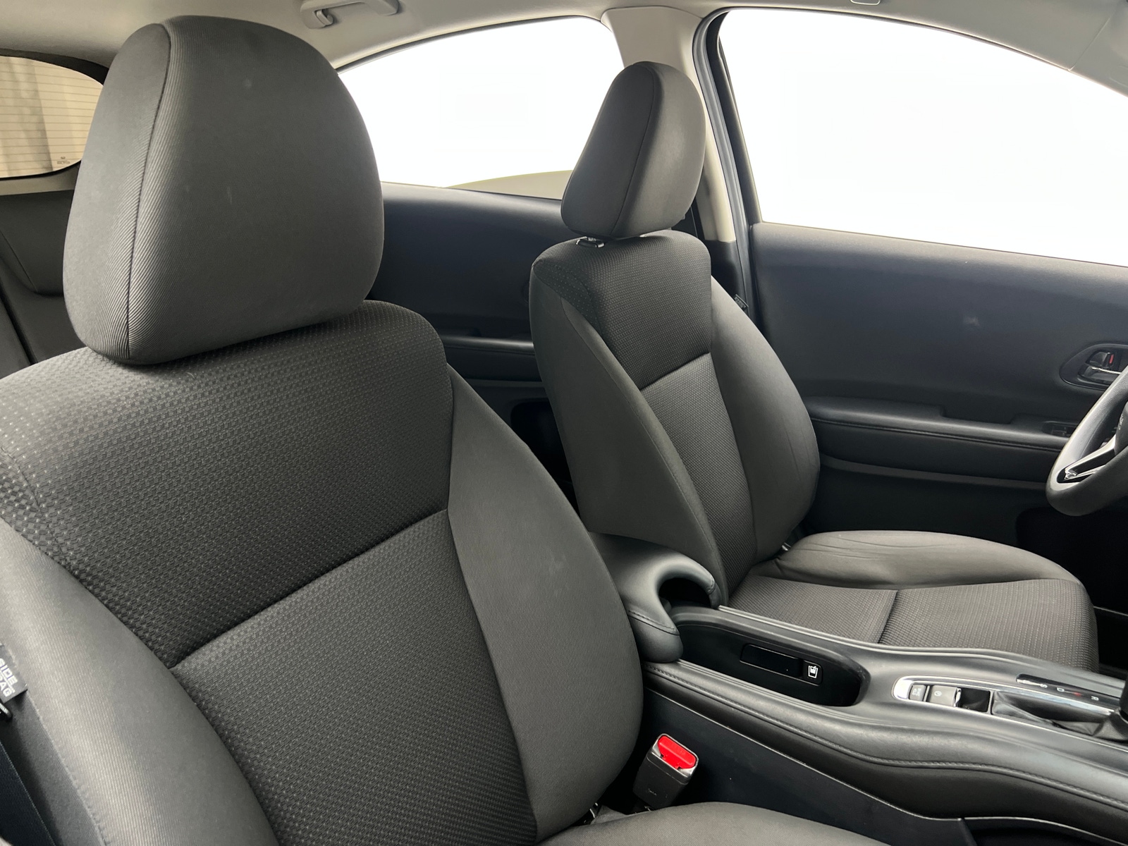 Thumbnail: 2020 Honda HR-V - 2