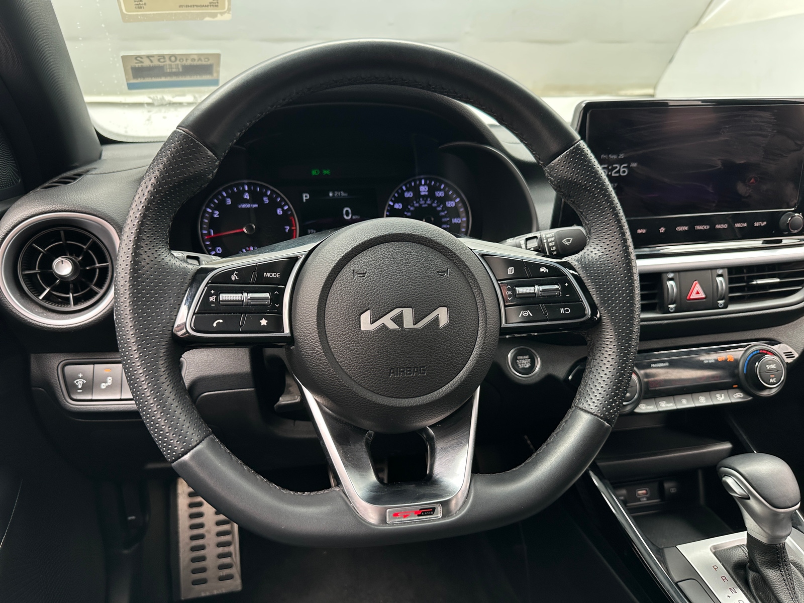 Thumbnail: 2023 Kia Forte - 4