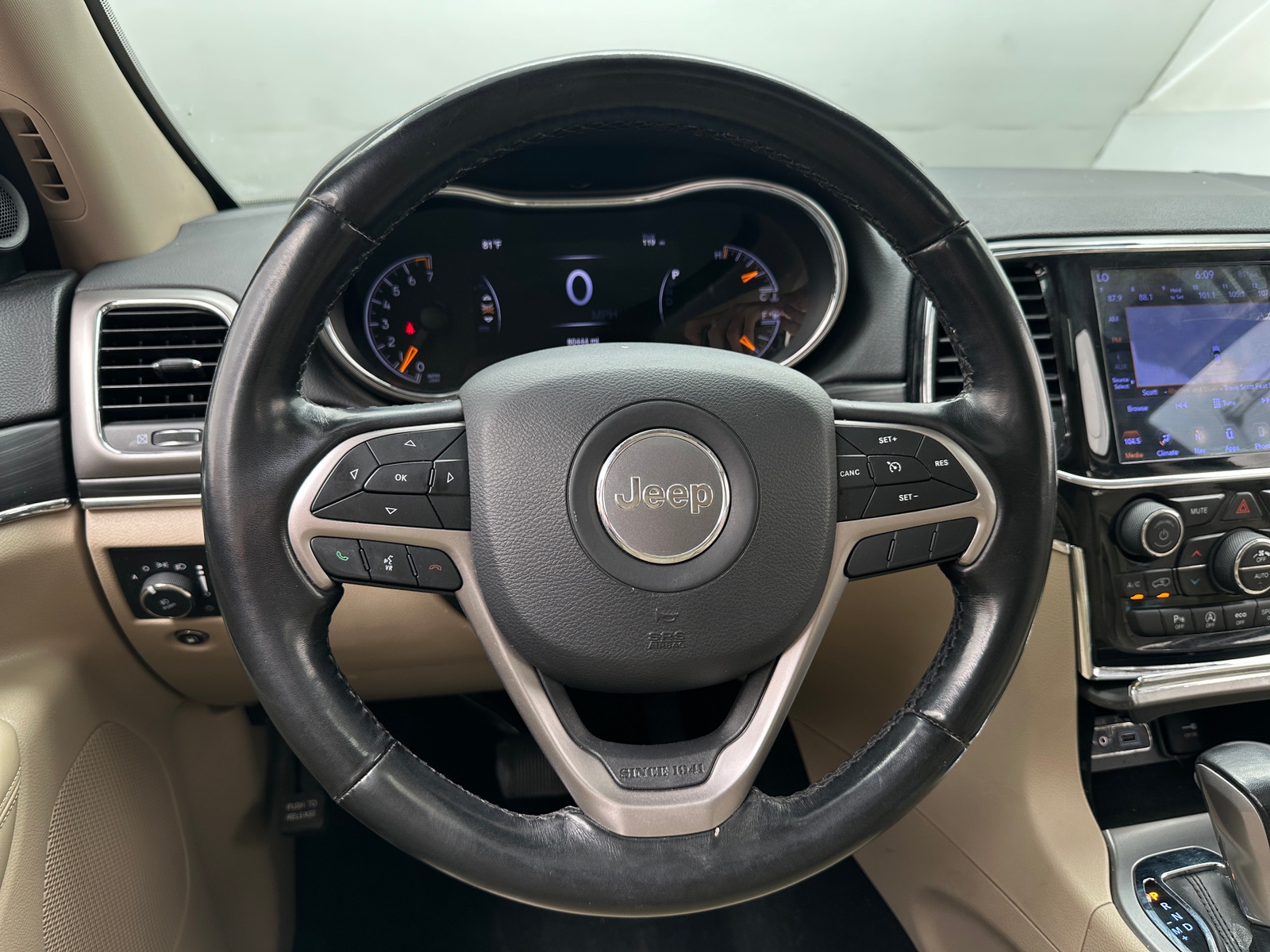 Thumbnail: 2020 Jeep Grand Cherokee - 4
