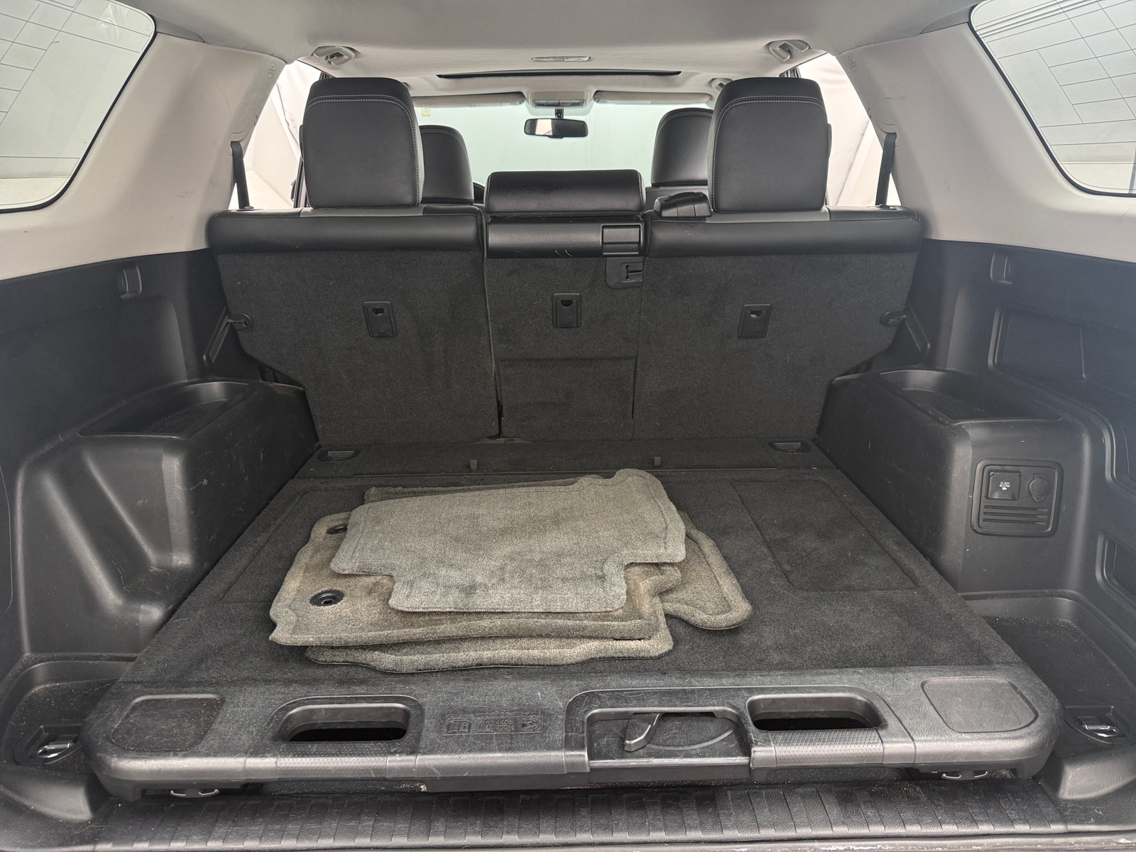 Thumbnail: 2016 Toyota 4Runner - 6