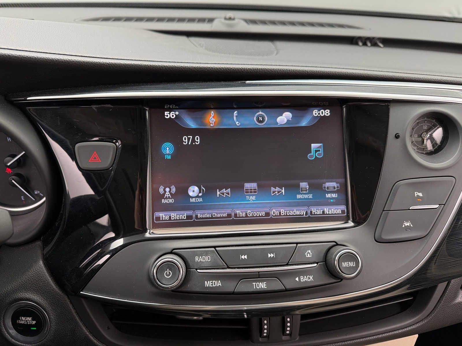 Thumbnail: 2017 Buick Envision - 3
