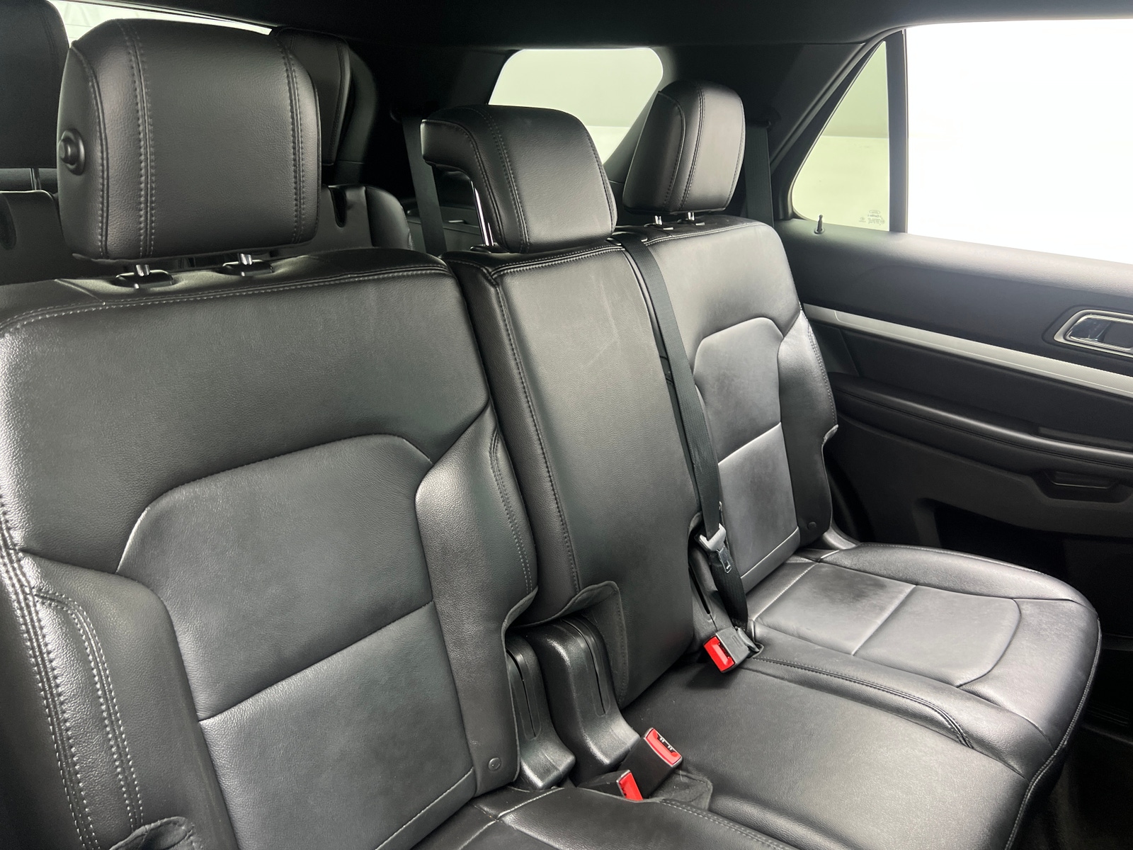Thumbnail: 2017 Ford Explorer - 5