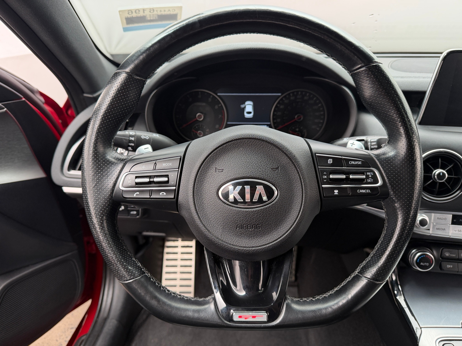 Thumbnail: 2019 Kia Stinger - 4