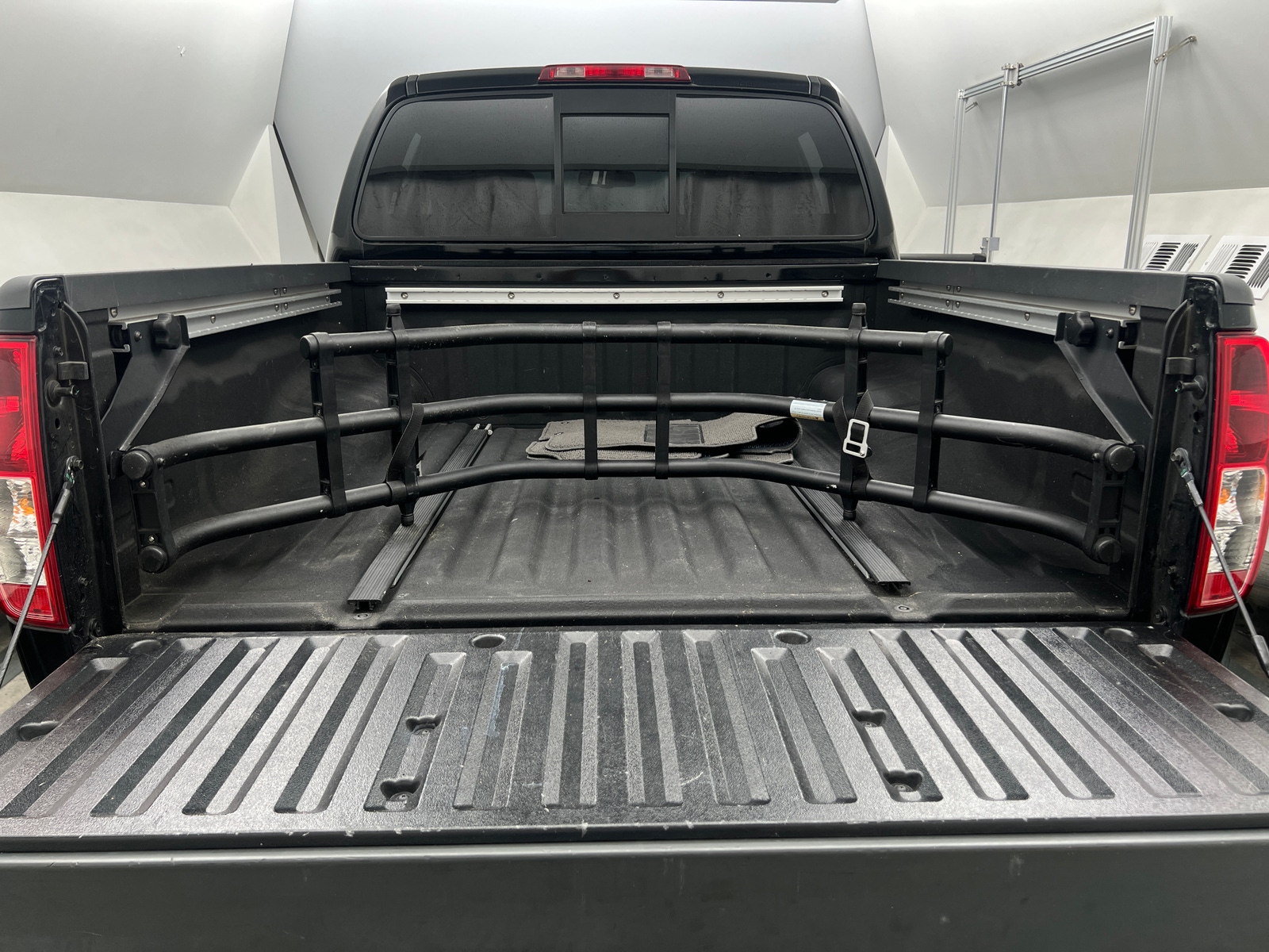 Thumbnail: 2021 Nissan Frontier - 7