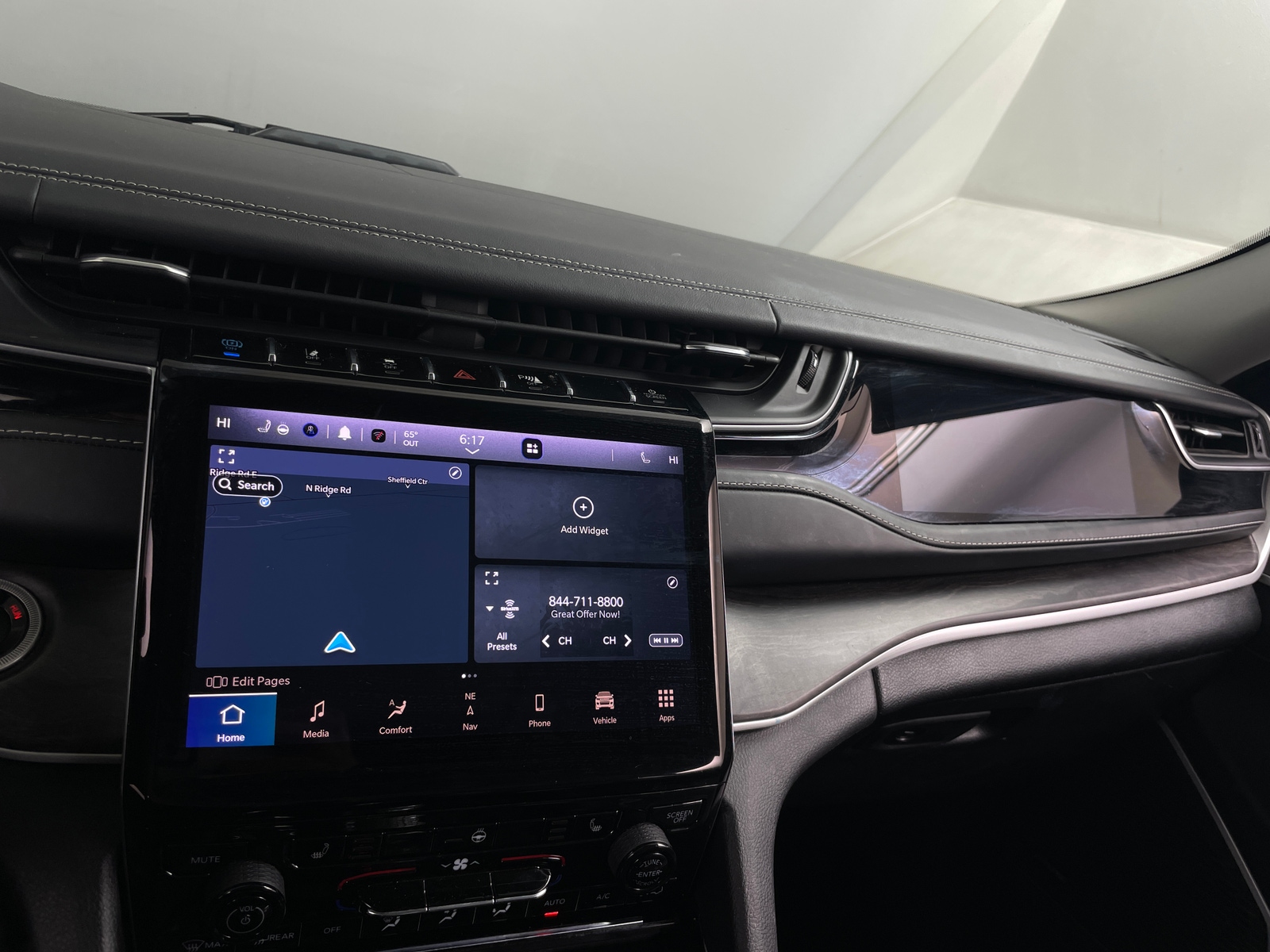 Thumbnail: 2022 Jeep Grand Cherokee - 3