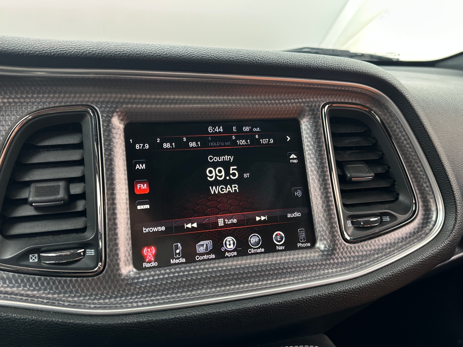 Thumbnail: 2016 Dodge Challenger - 2