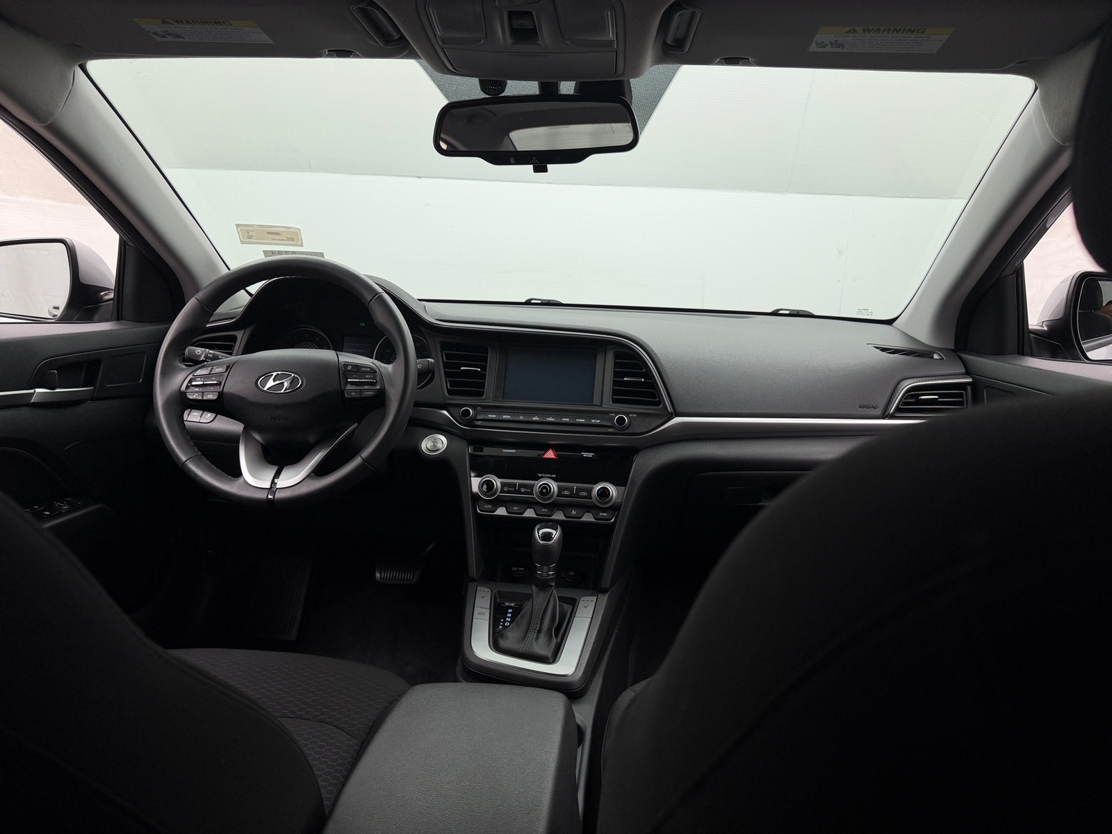 Thumbnail: 2020 Hyundai Elantra - 3