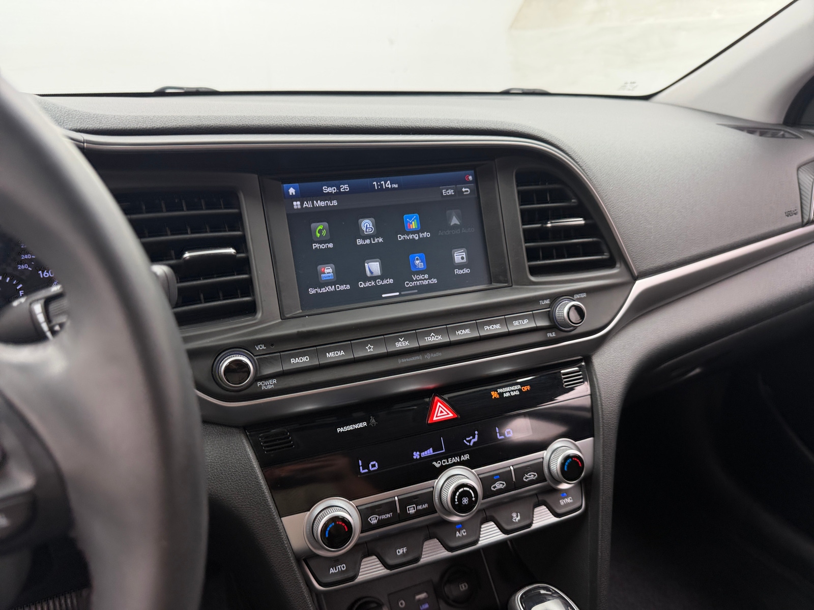 Thumbnail: 2020 Hyundai Elantra - 4