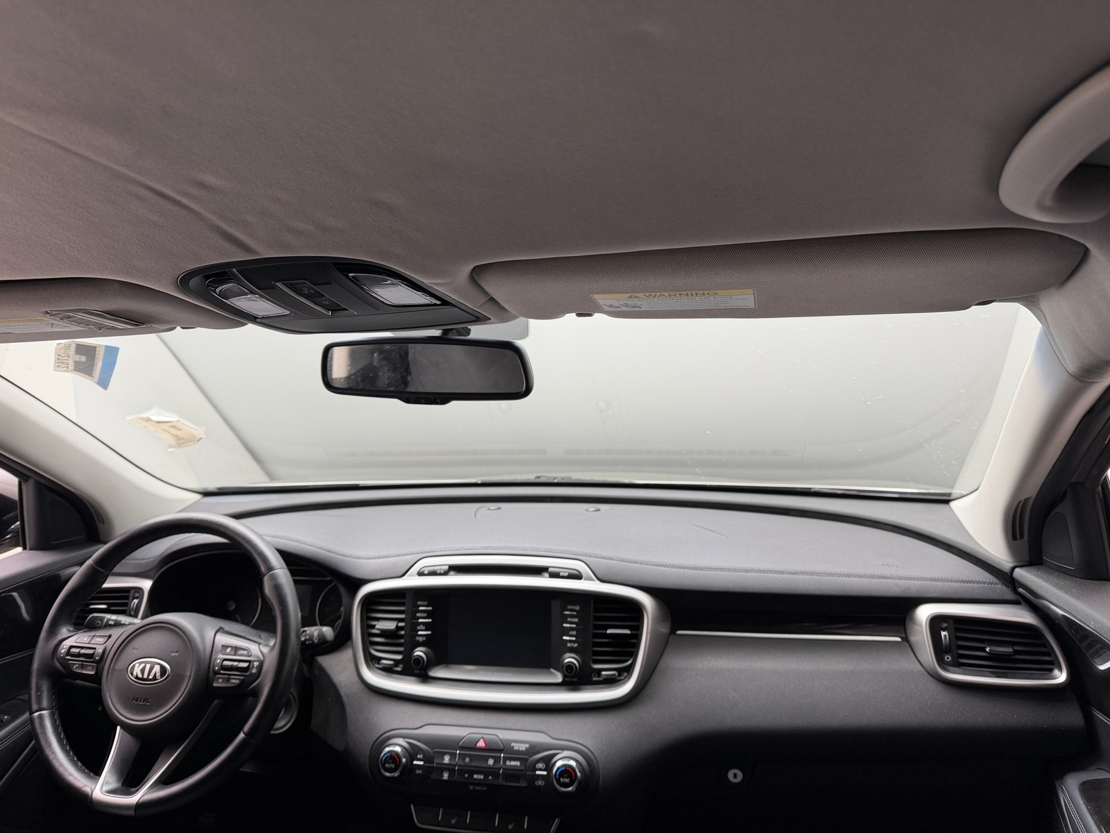 Thumbnail: 2017 Kia Sorento - 3