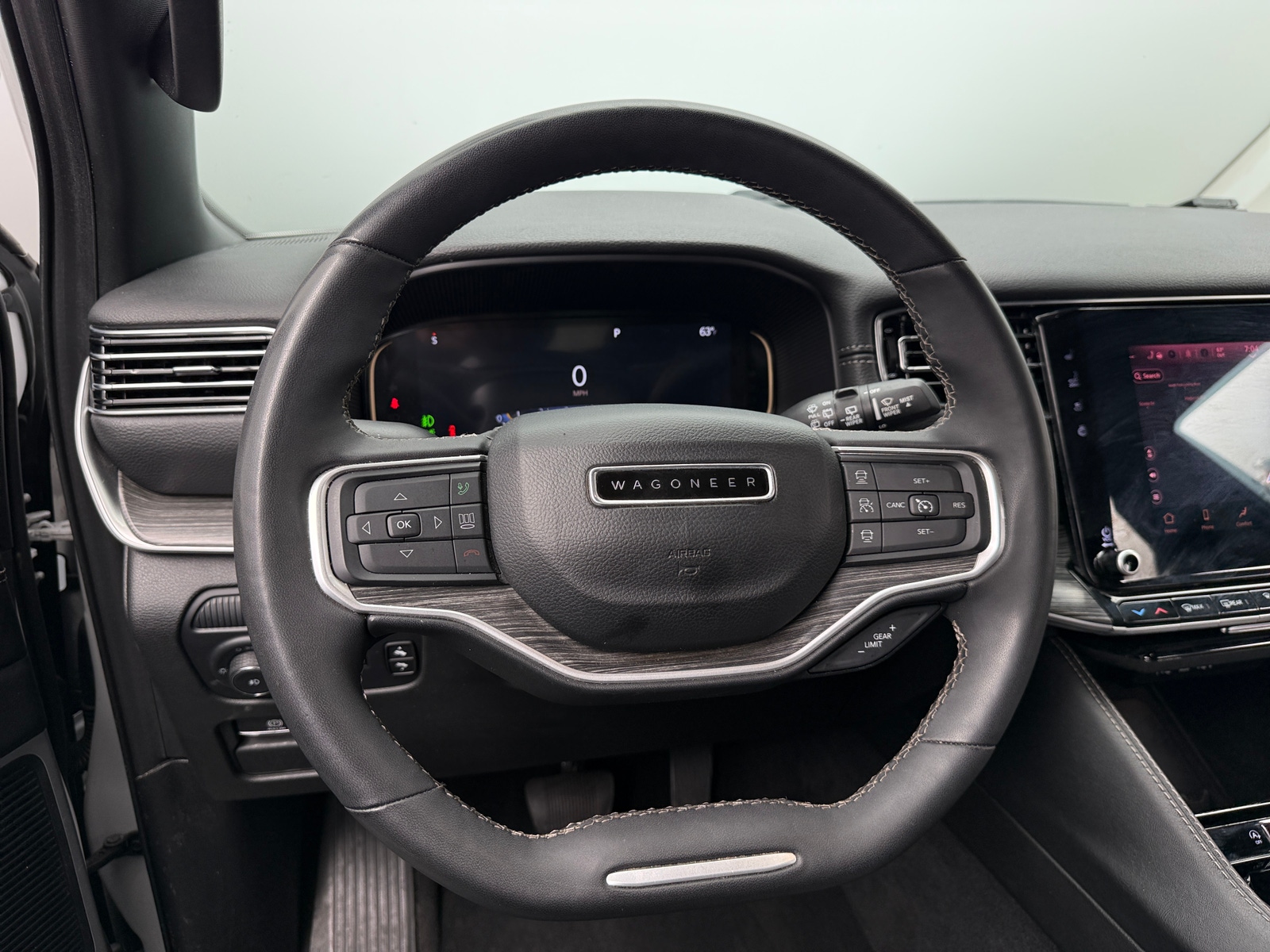 Thumbnail: 2024 Jeep Wagoneer - 4