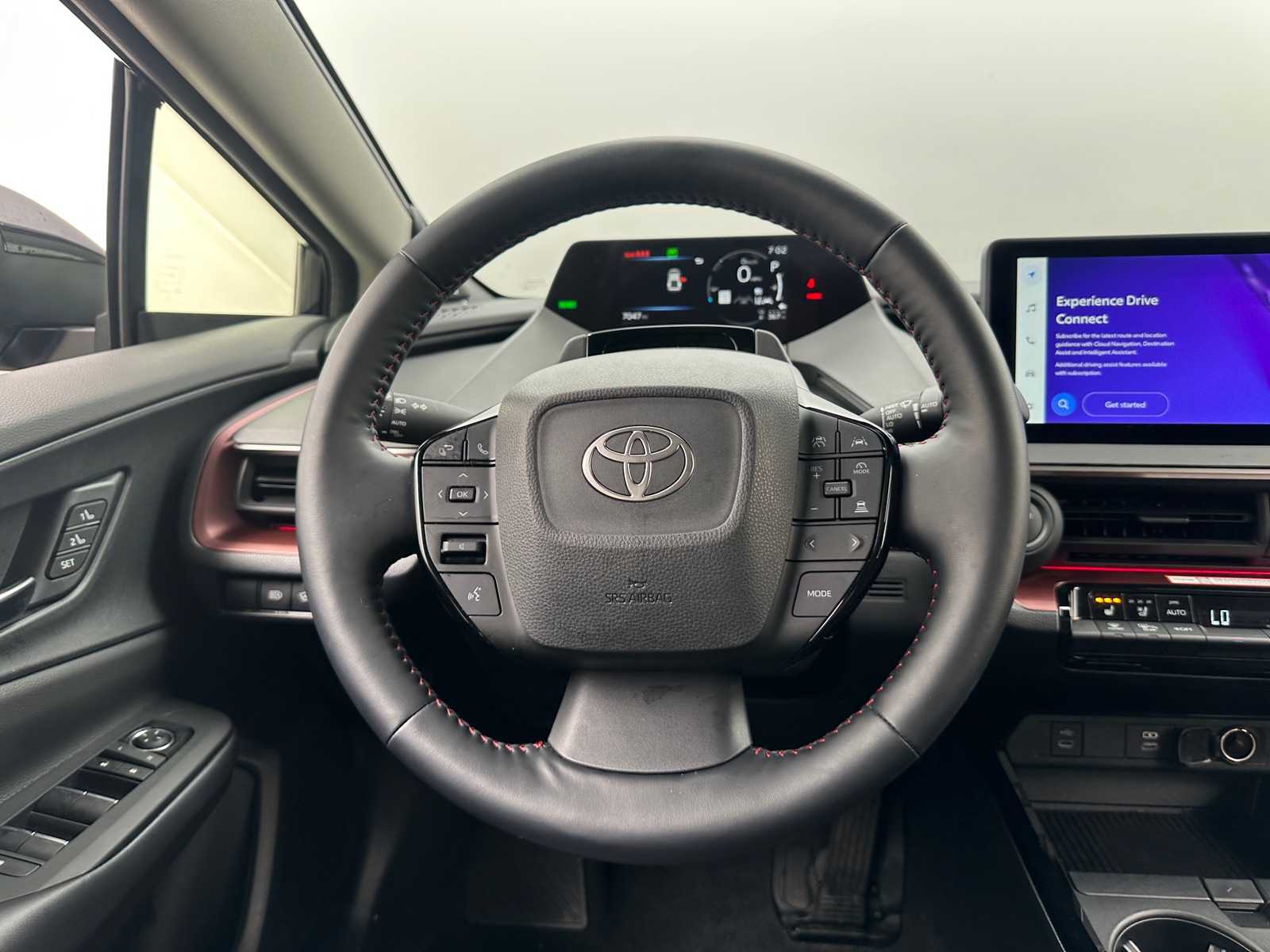 Thumbnail: 2024 Toyota Prius Prime - 4