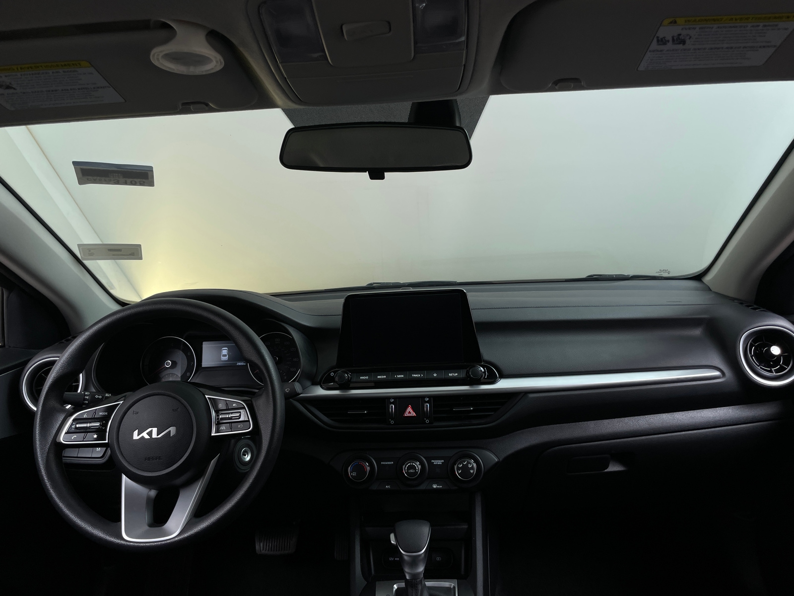 Thumbnail: 2024 Kia Forte - 3