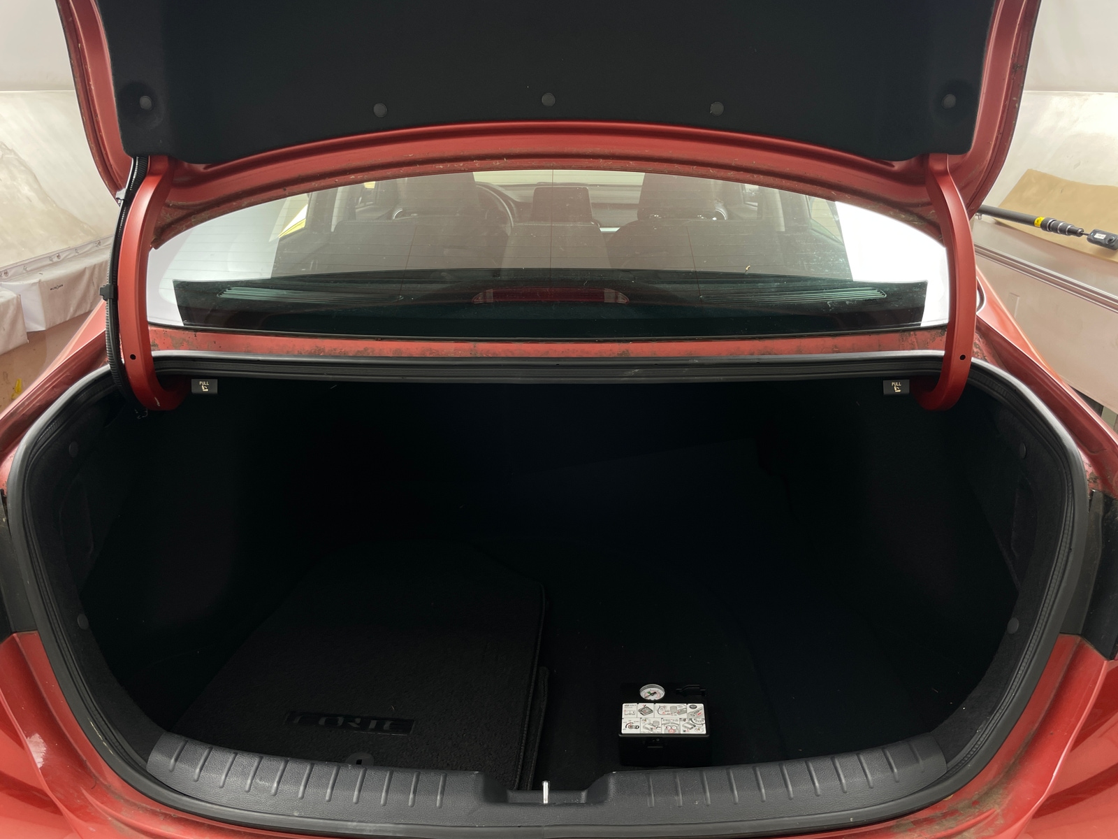Thumbnail: 2024 Kia Forte - 7
