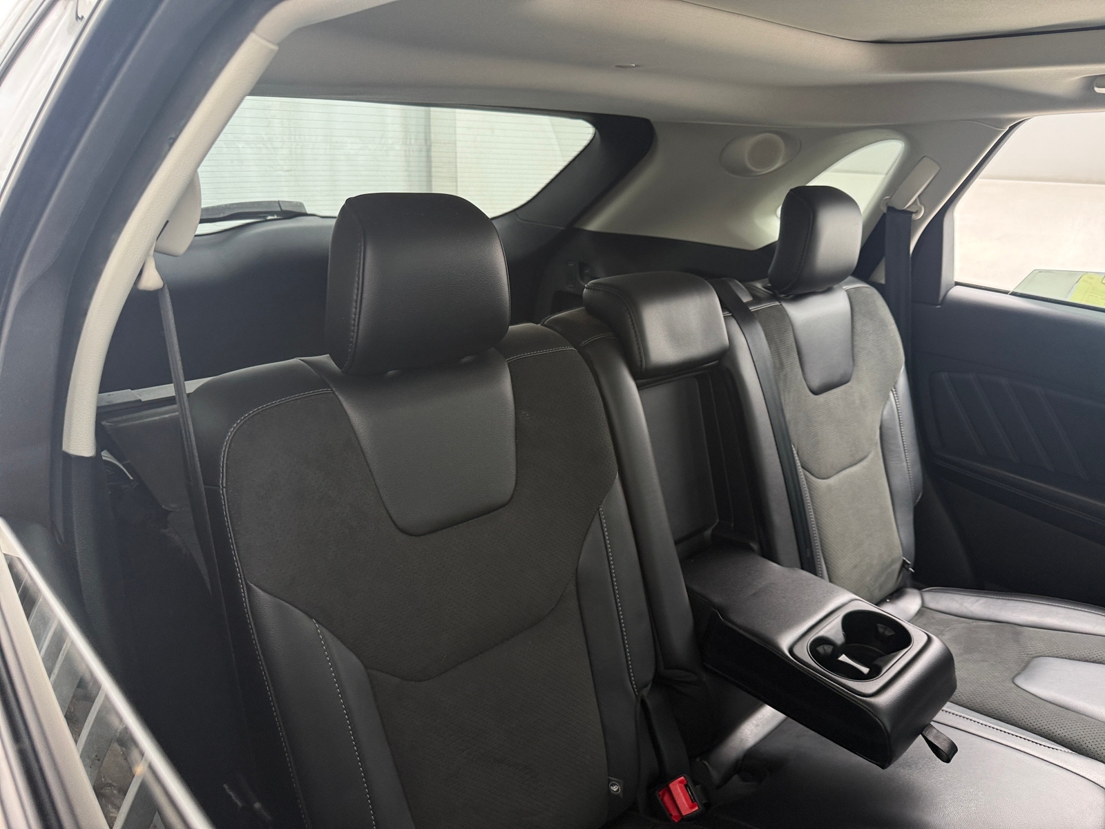 Thumbnail: 2016 Ford Edge - 5