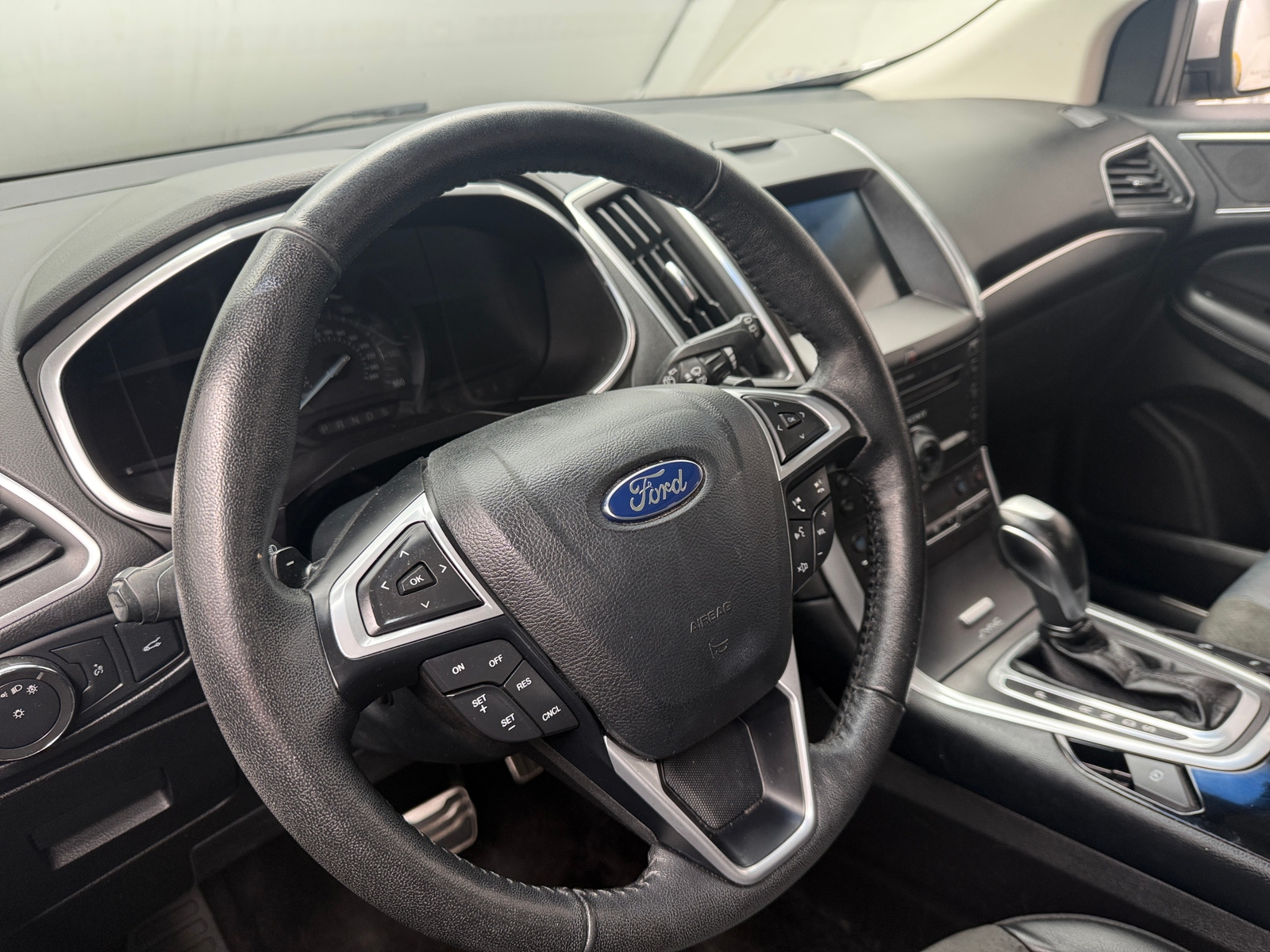 Thumbnail: 2016 Ford Edge - 4