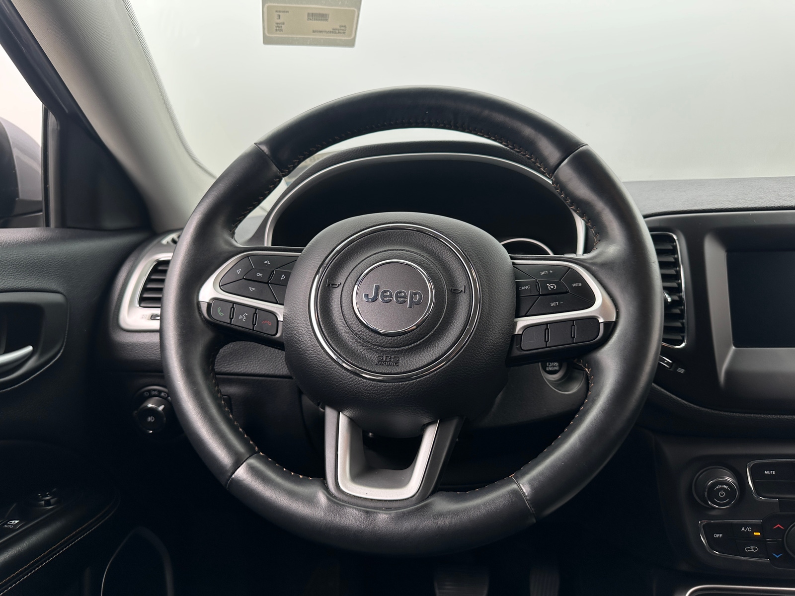 Thumbnail: 2018 Jeep Compass - 5