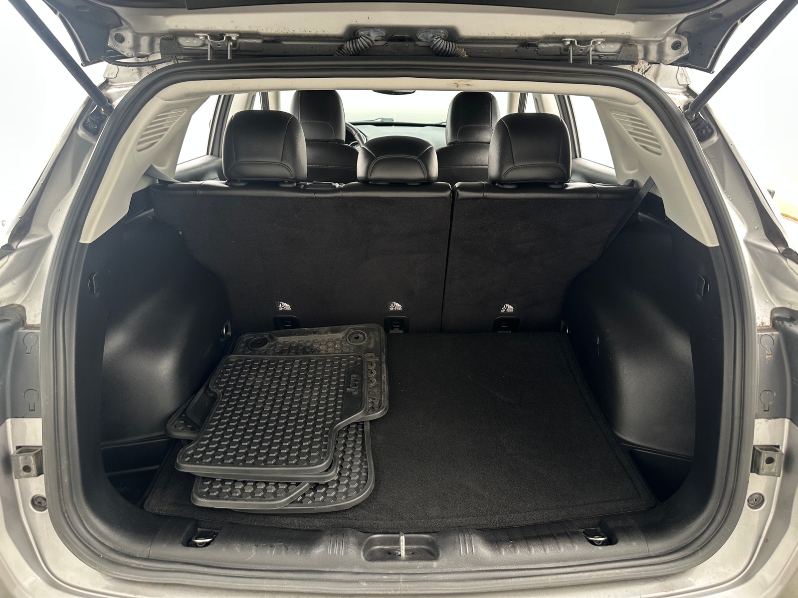Thumbnail: 2018 Jeep Compass - 7