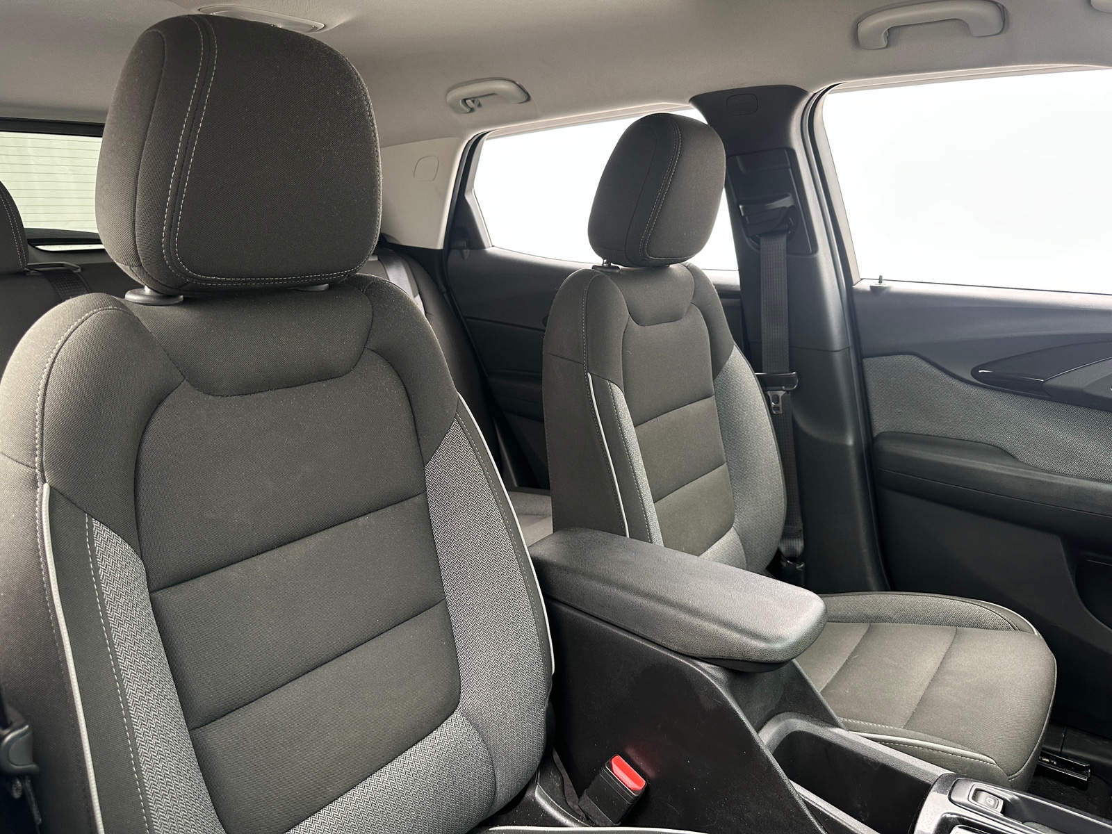 Thumbnail: 2021 Chevrolet TrailBlazer - 2
