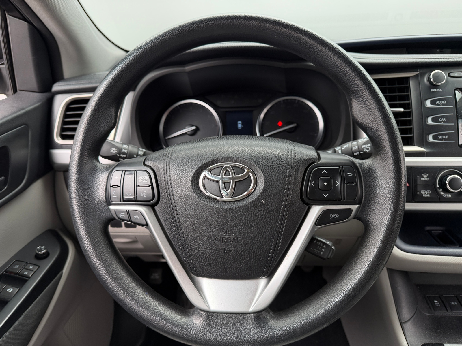 Thumbnail: 2016 Toyota Highlander - 5