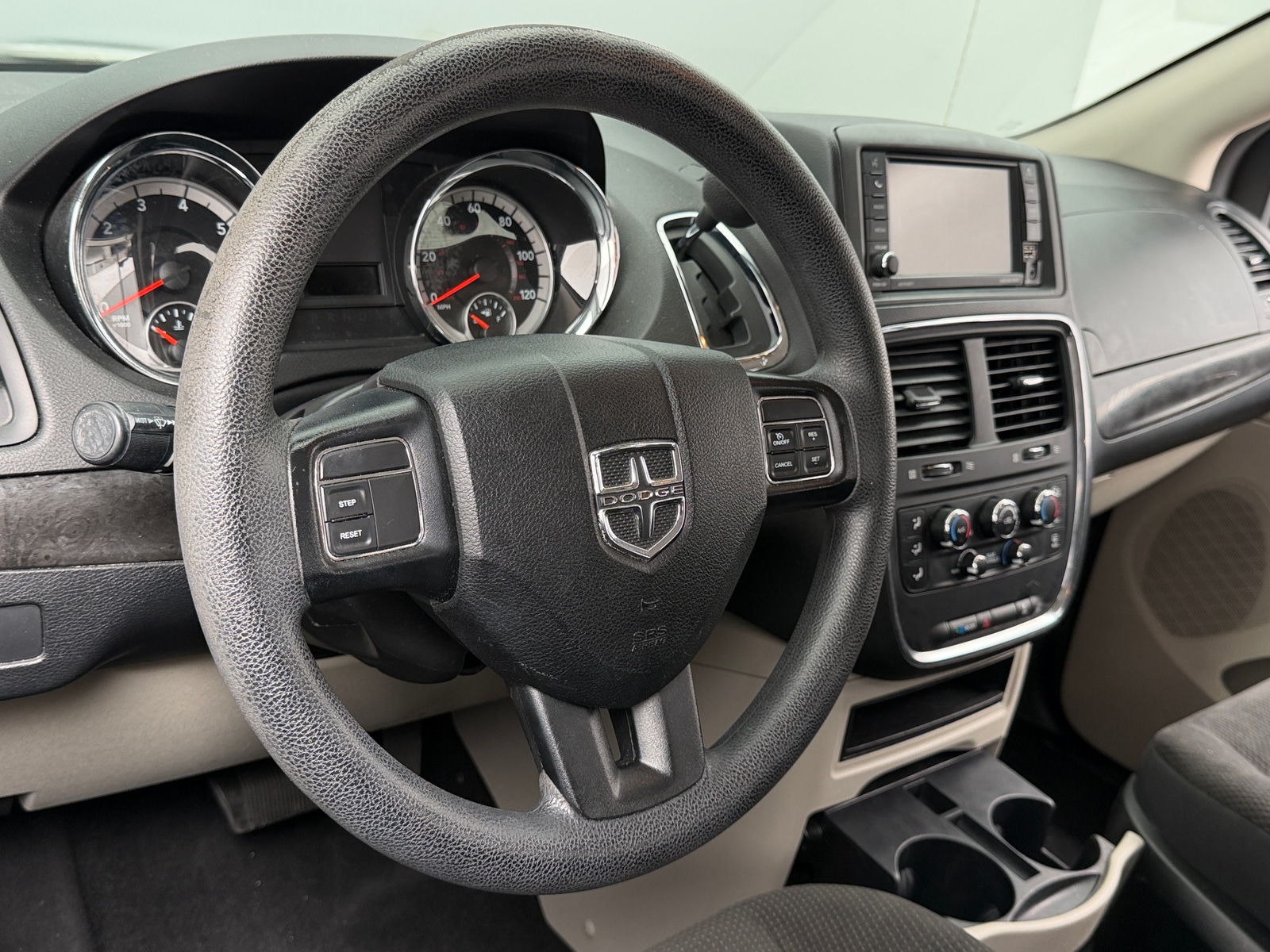 Thumbnail: 2018 Dodge Grand Caravan - 5