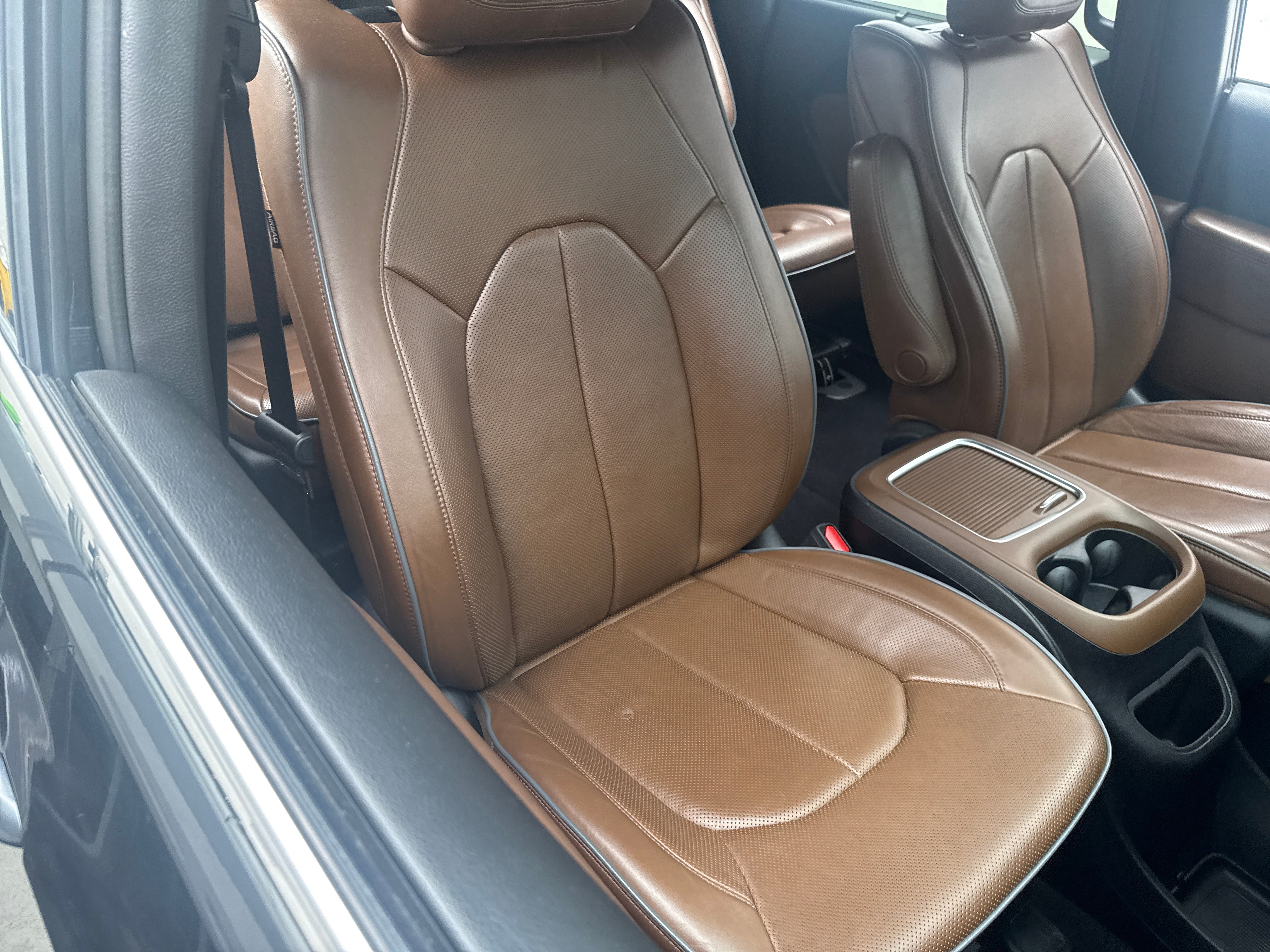 2020 Chrysler Pacifica Hybrid Limited